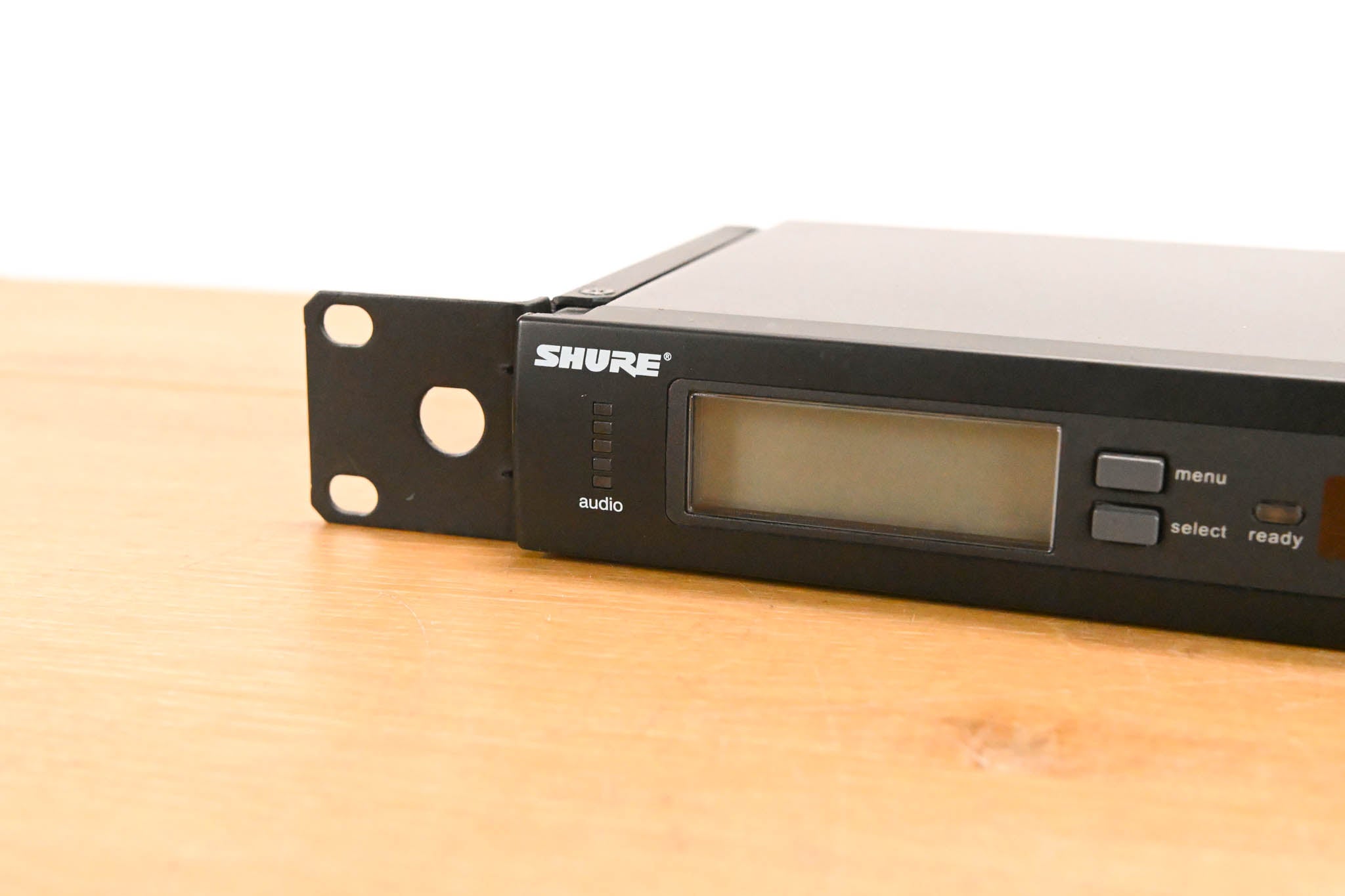 Shure SLX4 Wireless Receiver - H5 Band: 518-542 MHz (NO POWER SUPPLY)