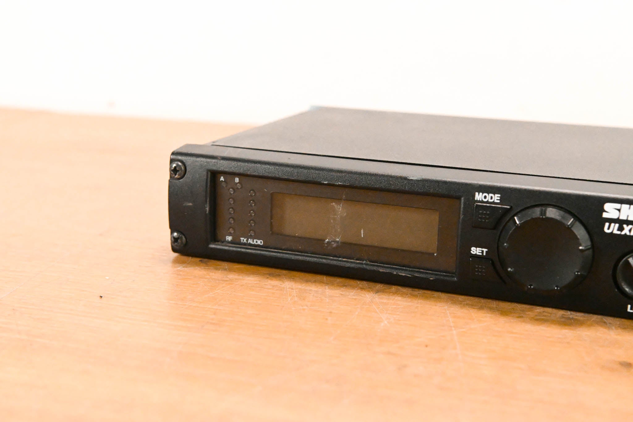 Shure ULXP24/58 Handheld Wireless System - J1 Band (NO POWER SUPPLY)