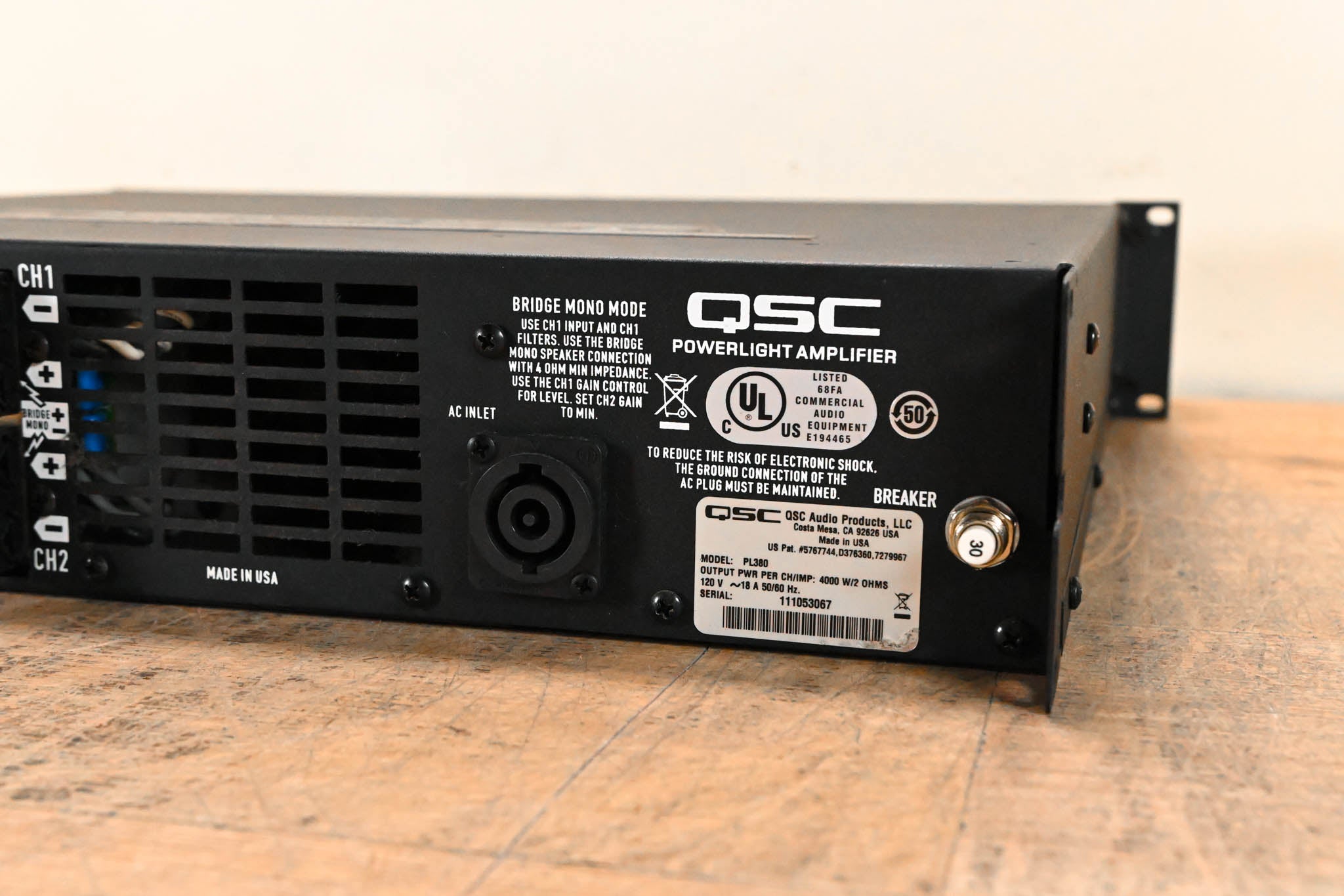 QSC PL380 Powerlight 3 Series 2-Channel Power Amplifier