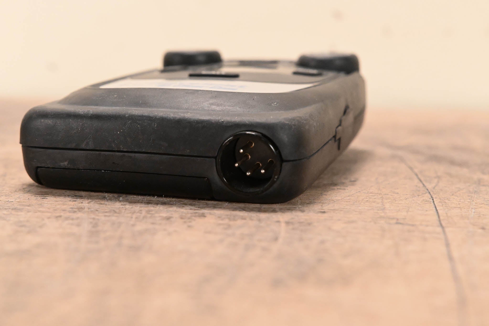 Clear-Com CP-222 Tempest 2.4 GHz 2-Channel Wireless BeltStation