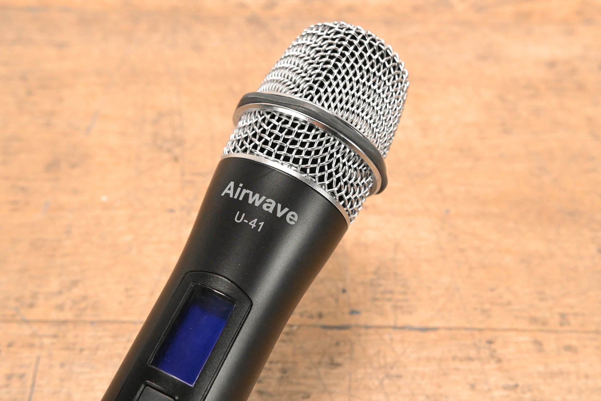 Airwave Technologies U-41 Handheld Transmitter Microphone - 514-542 MHz