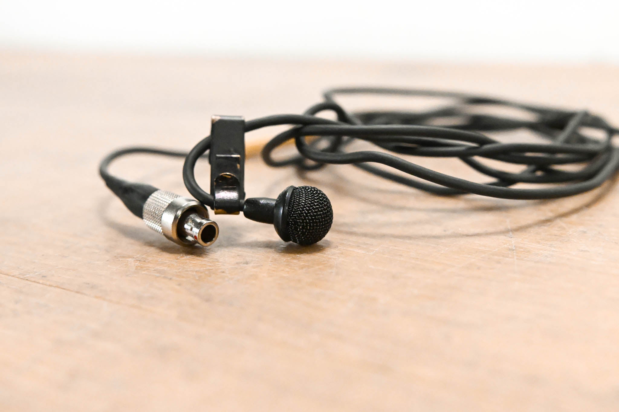 Sennheiser MKE 2 Lavalier Lapel Mic w/ 3-Pin Lemo Connector - Black