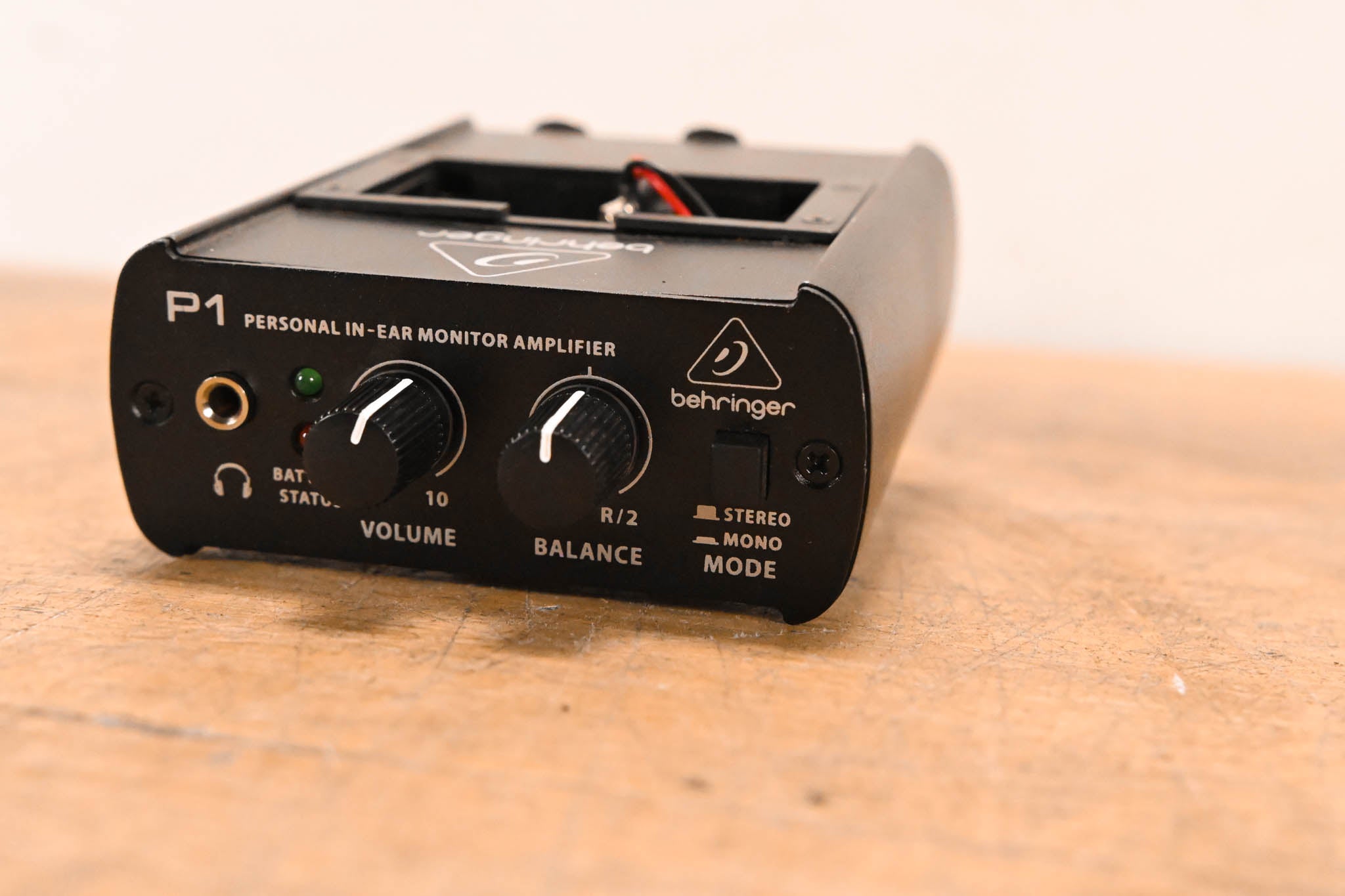 Behringer Powerplay P1 Personal In-Ear Monitor Amplifier