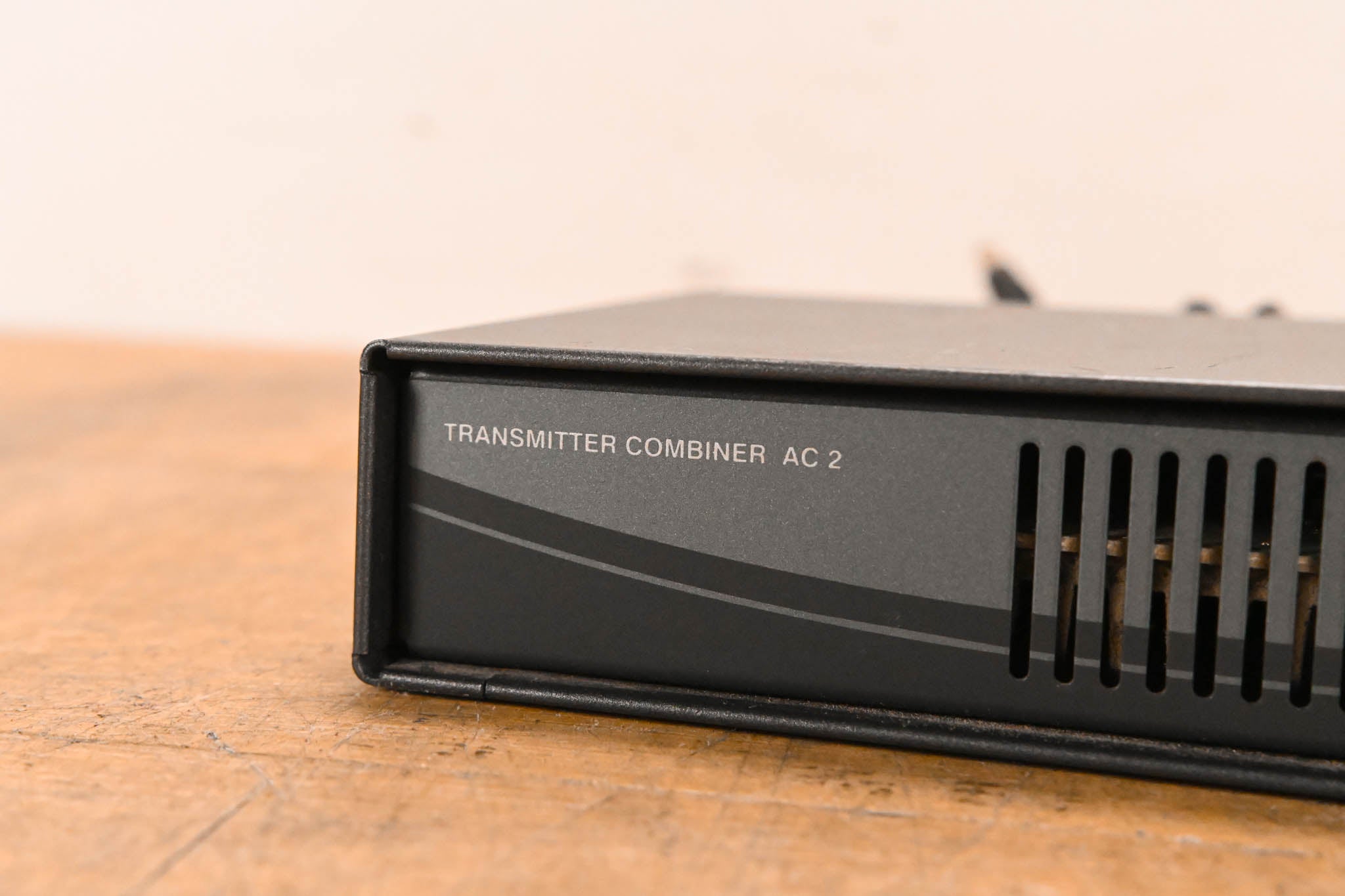 Sennheiser AC2 RF Combiner 500-870 MHz (NO POWER SUPPLY)