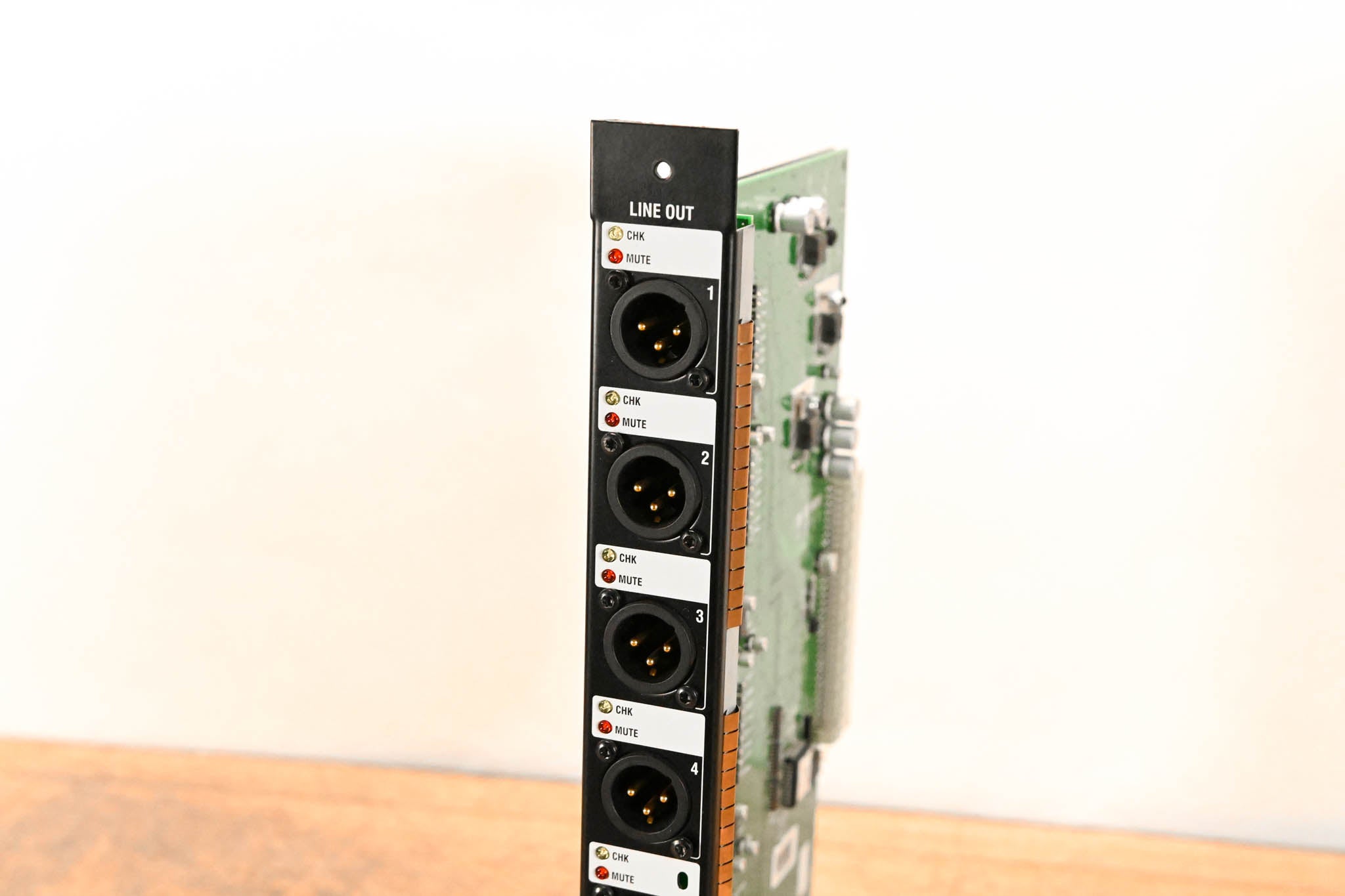 Allen & Heath iLive Line Output Module