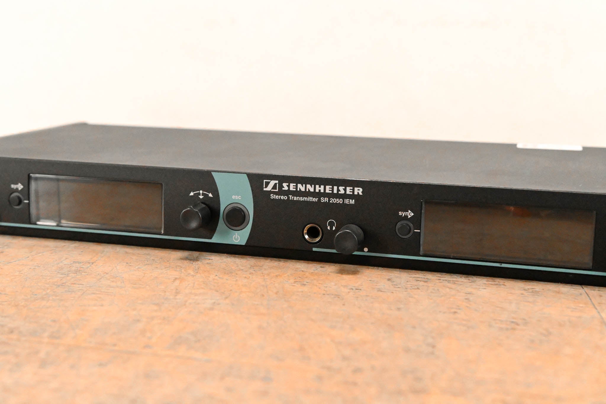 Sennheiser SR 2050XP IEM Dual Wireless Transmitter - Gw1: 558-626 MHz