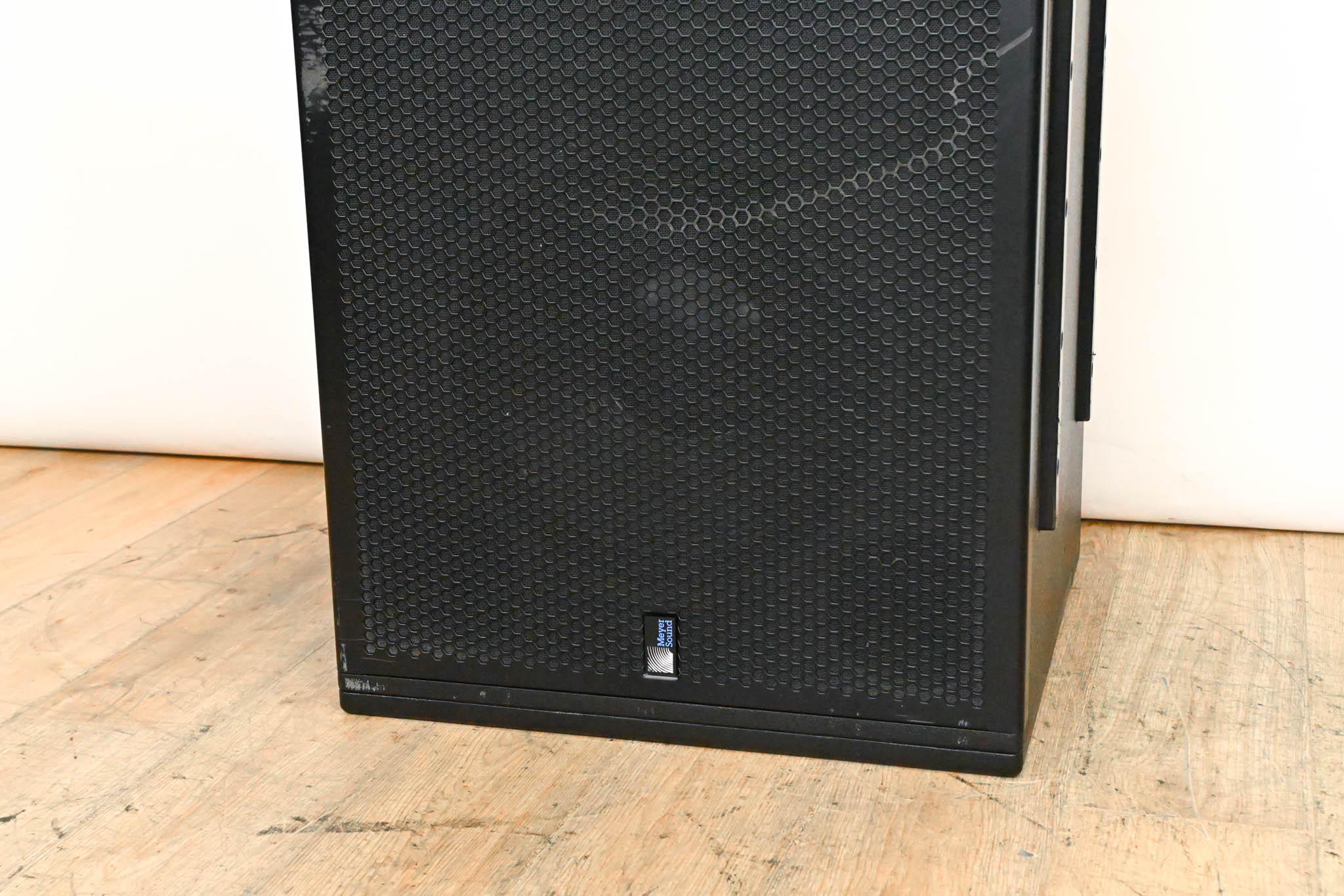 Meyer Sound 600-HP Compact High-Power Subwoofer