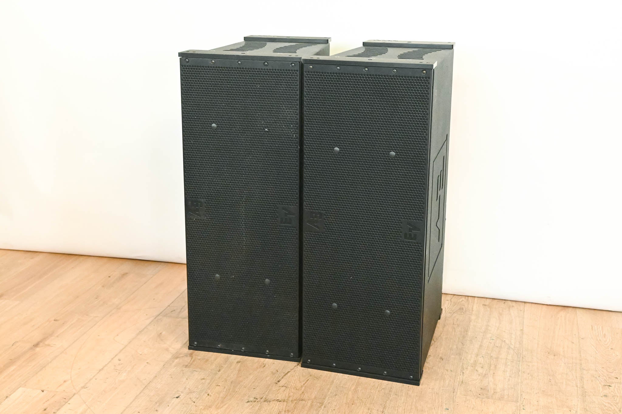 Electro-Voice (EV) XLC127DVX Three-Way Compact Line Array Element (PAIR)