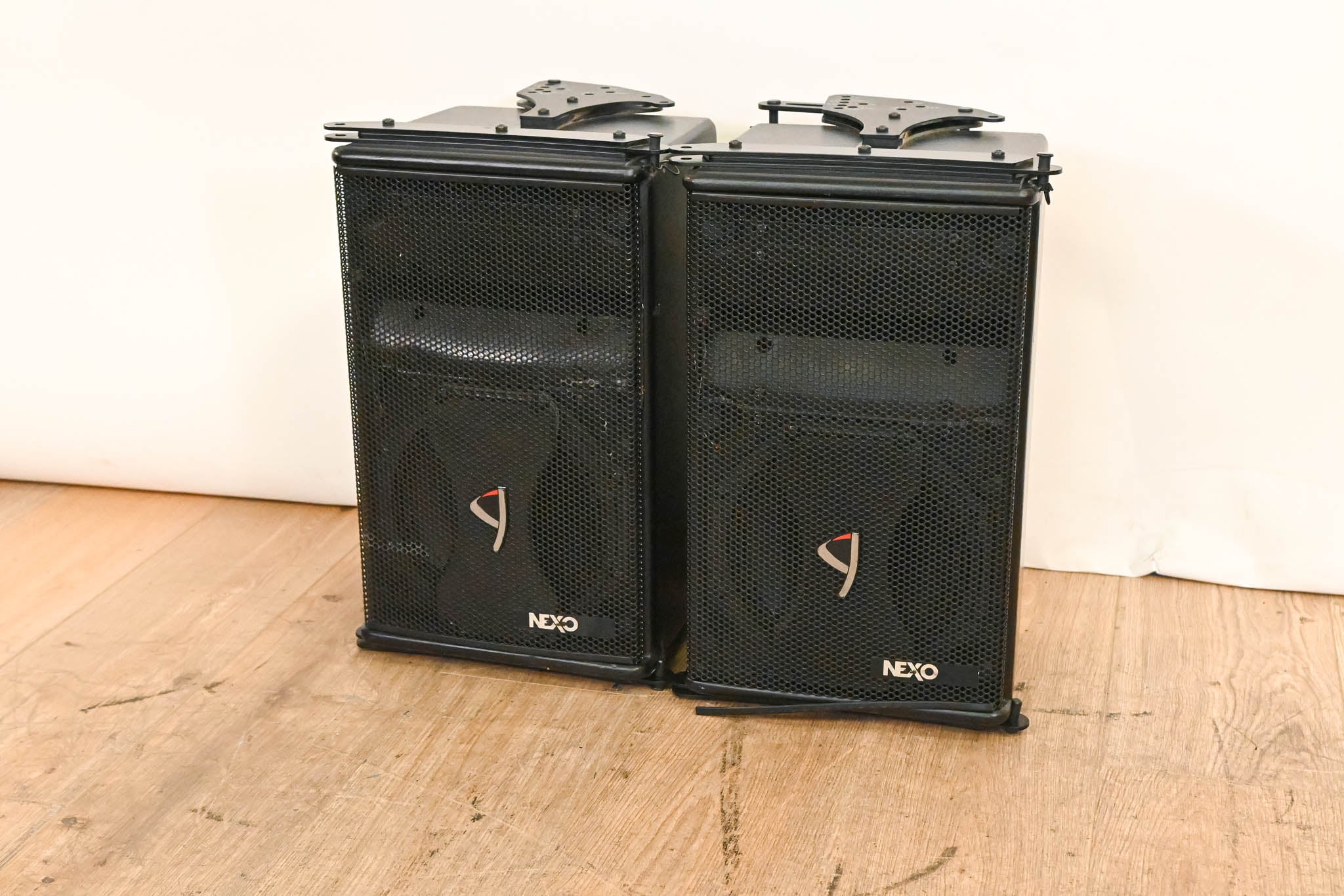 NEXO GEO S805 Compact High-Output Array Module (PAIR)