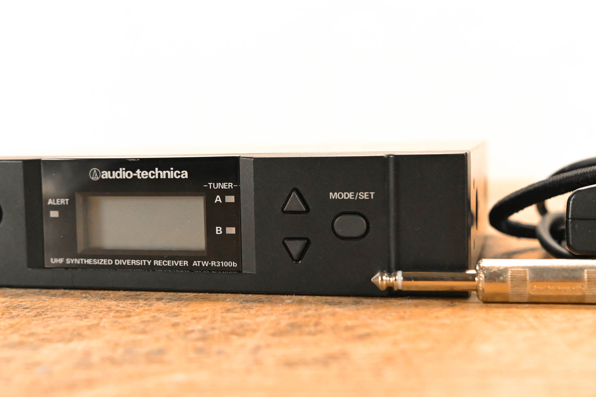 Audio-Technica ATW-R3100bl Receiver w/ Bodypack - 482-507 MHz (NO PSU)