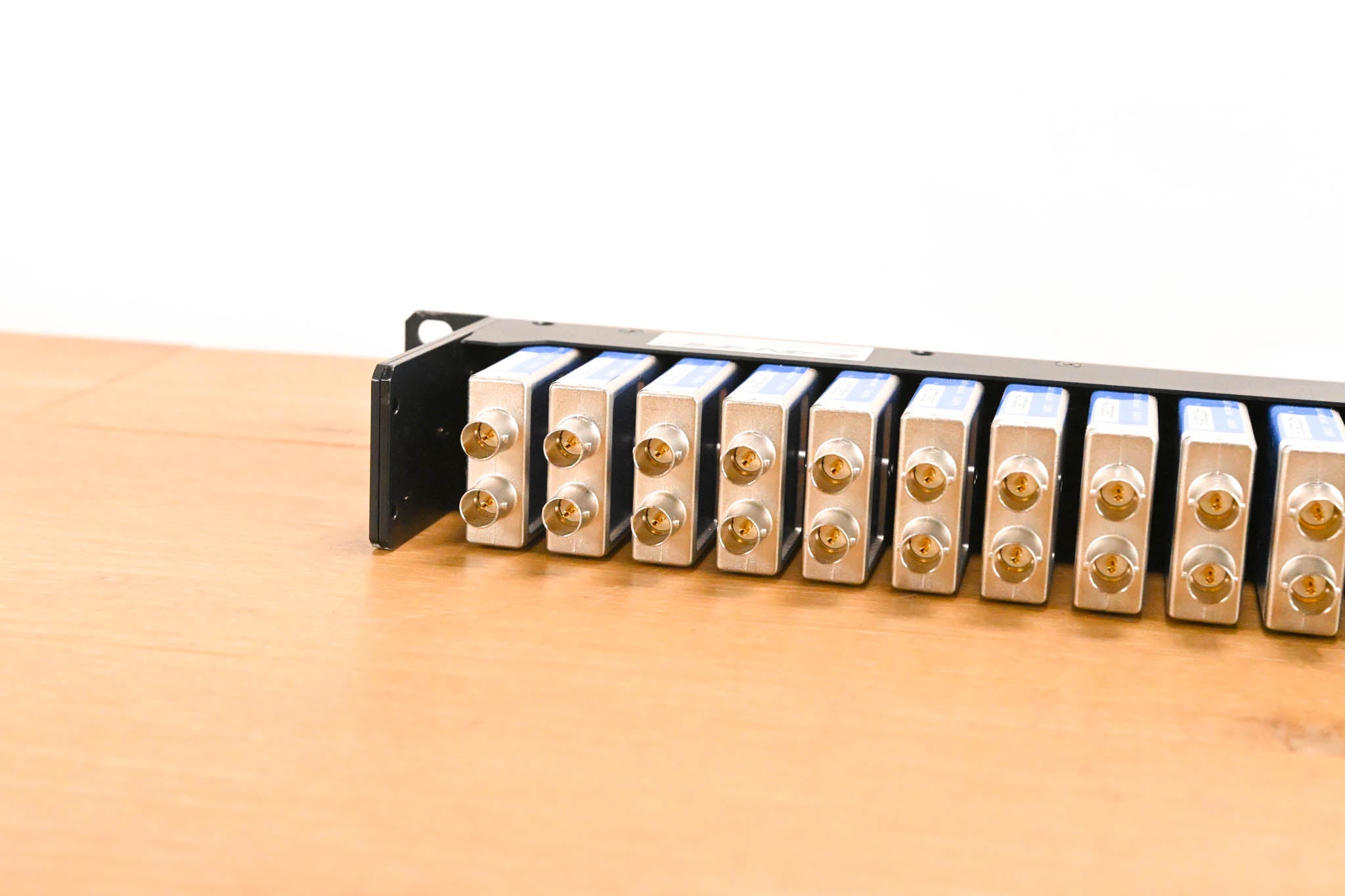 Canare 20DV 1U Normaled Video Patch Bay w/ DVJB-W 3G/HD-SDI Modules