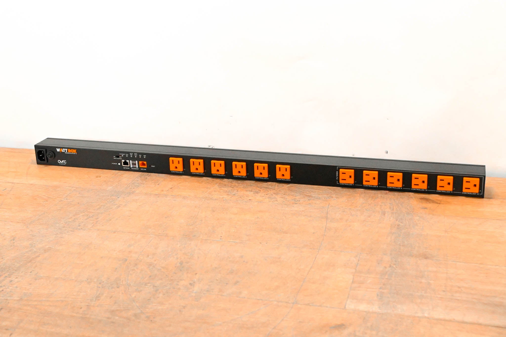 WattBox WB-800VPS-IPVM-12 Vertical IP Power Conditioner