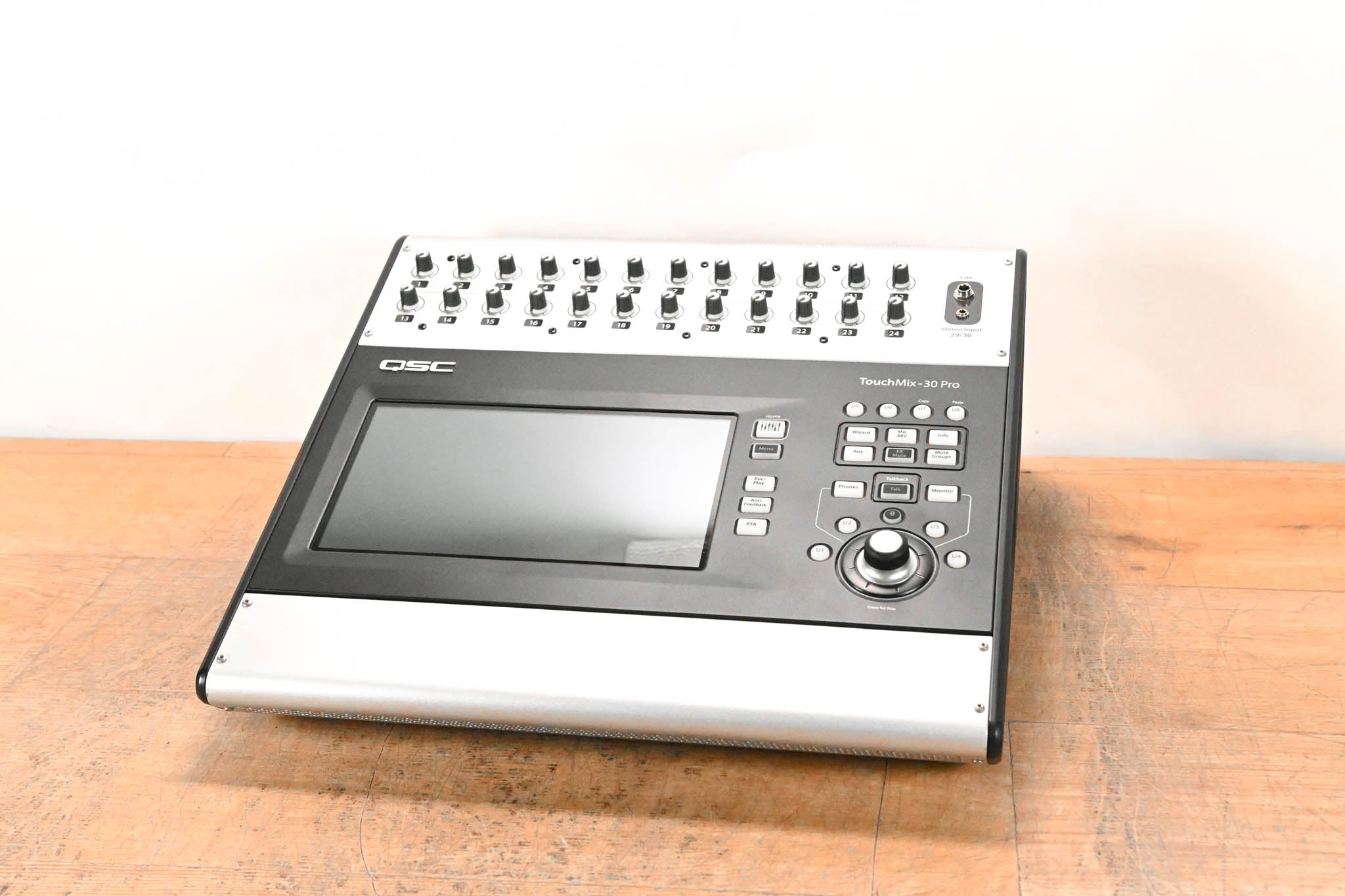 QSC Touchmix-30 Pro 32-Channel Professional Digital Mixer