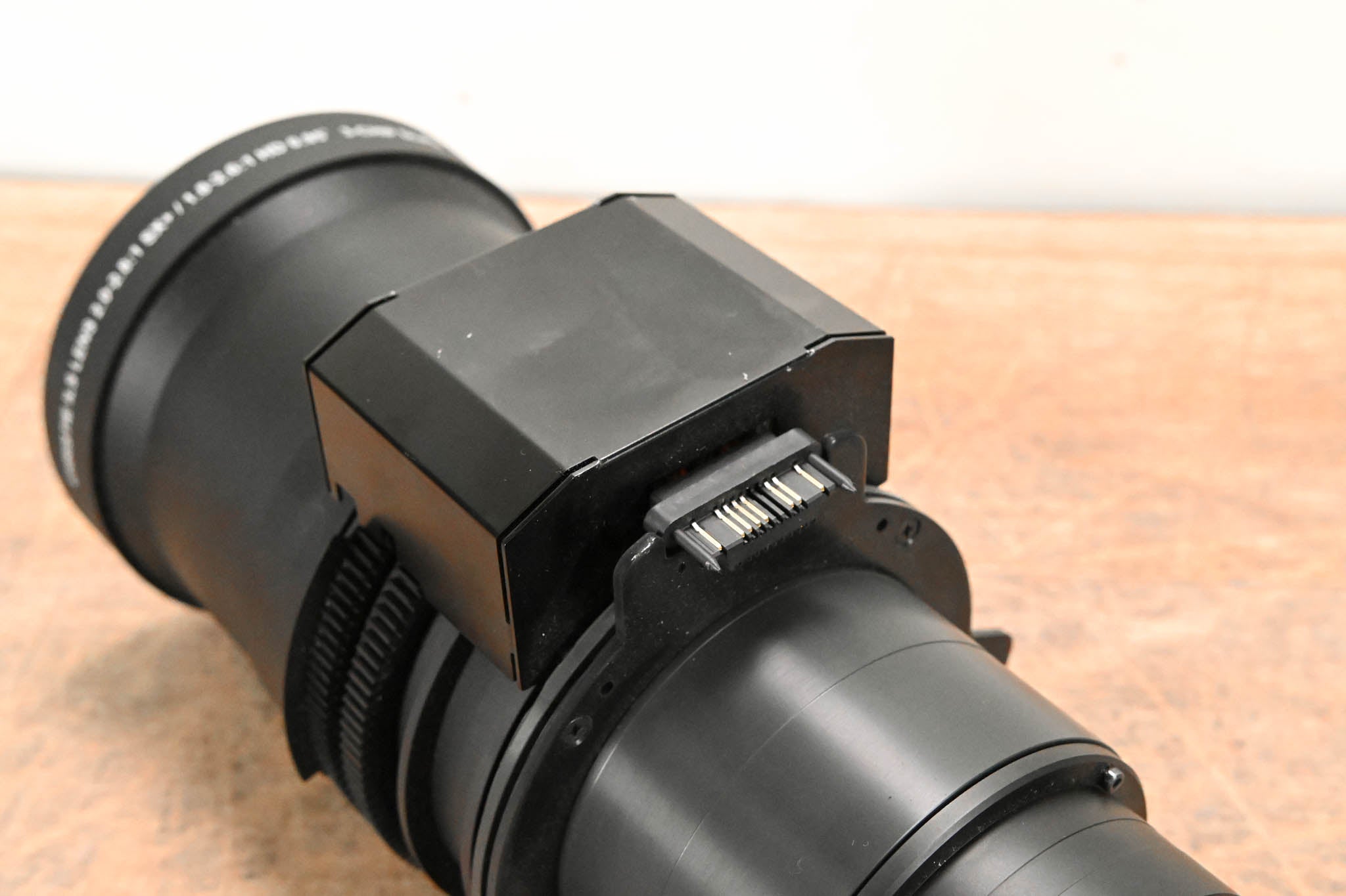 Christie ILS Lens 2.0-2.8:1 SX+ / 1.8-2.6:1 HD 0.95" 3-Chip DLP Lens