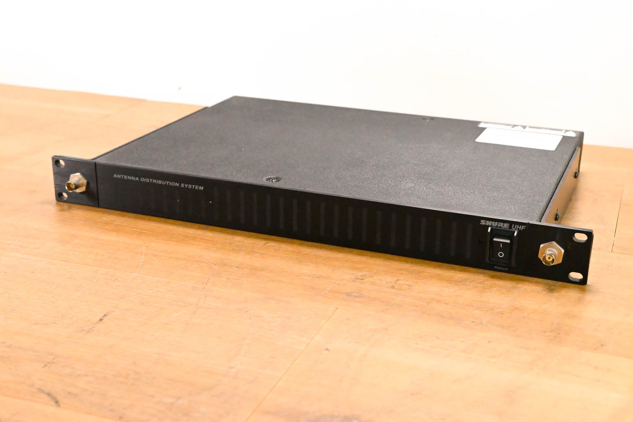 Shure UA845-UA UHF Antenna Distribution System 782-806 MHz