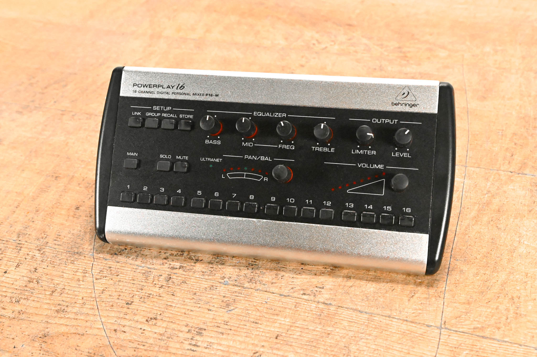 Behringer Powerplay P16-M 16-Channel Digital Personal Mixer