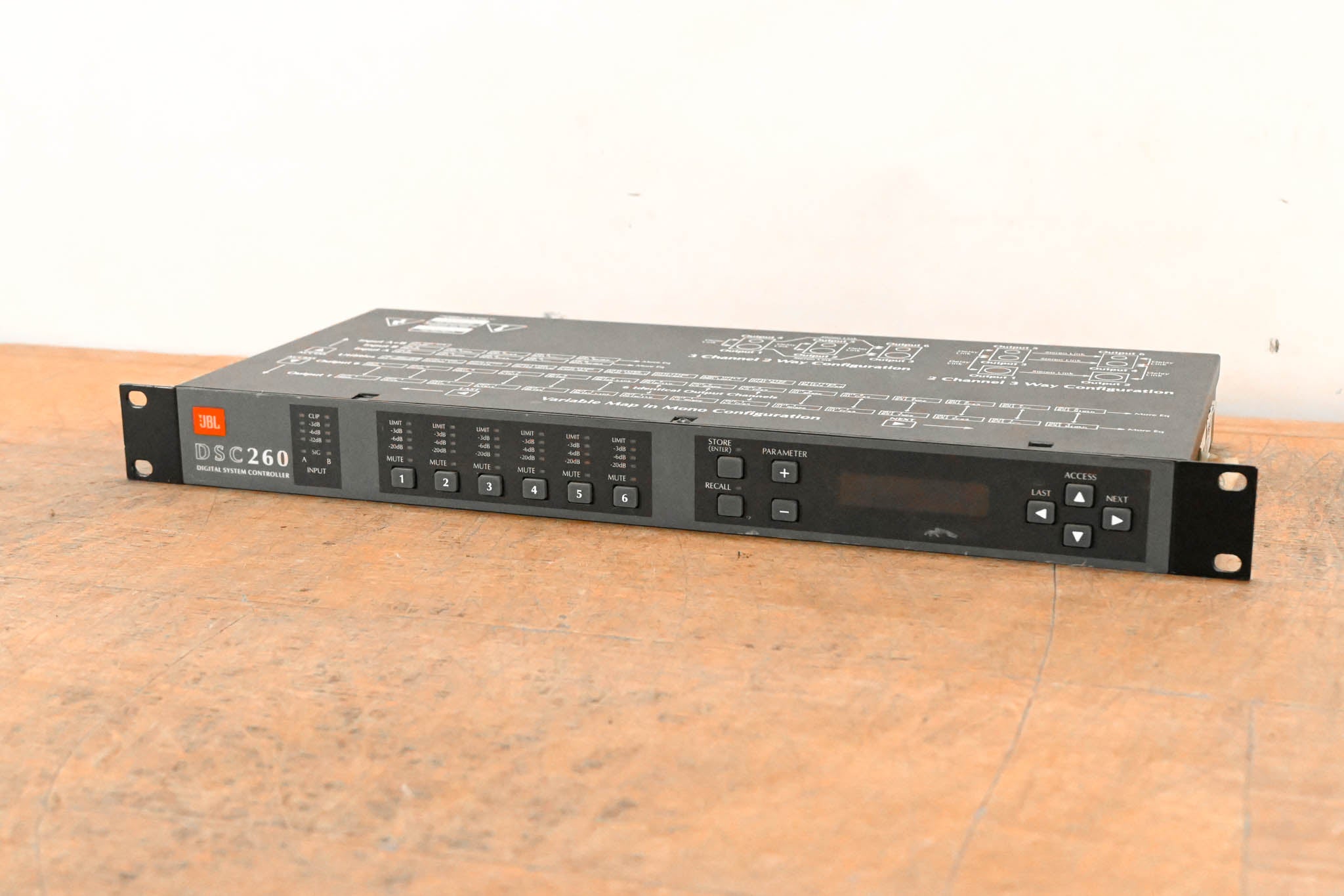 JBL DSC260 Digital System Controller