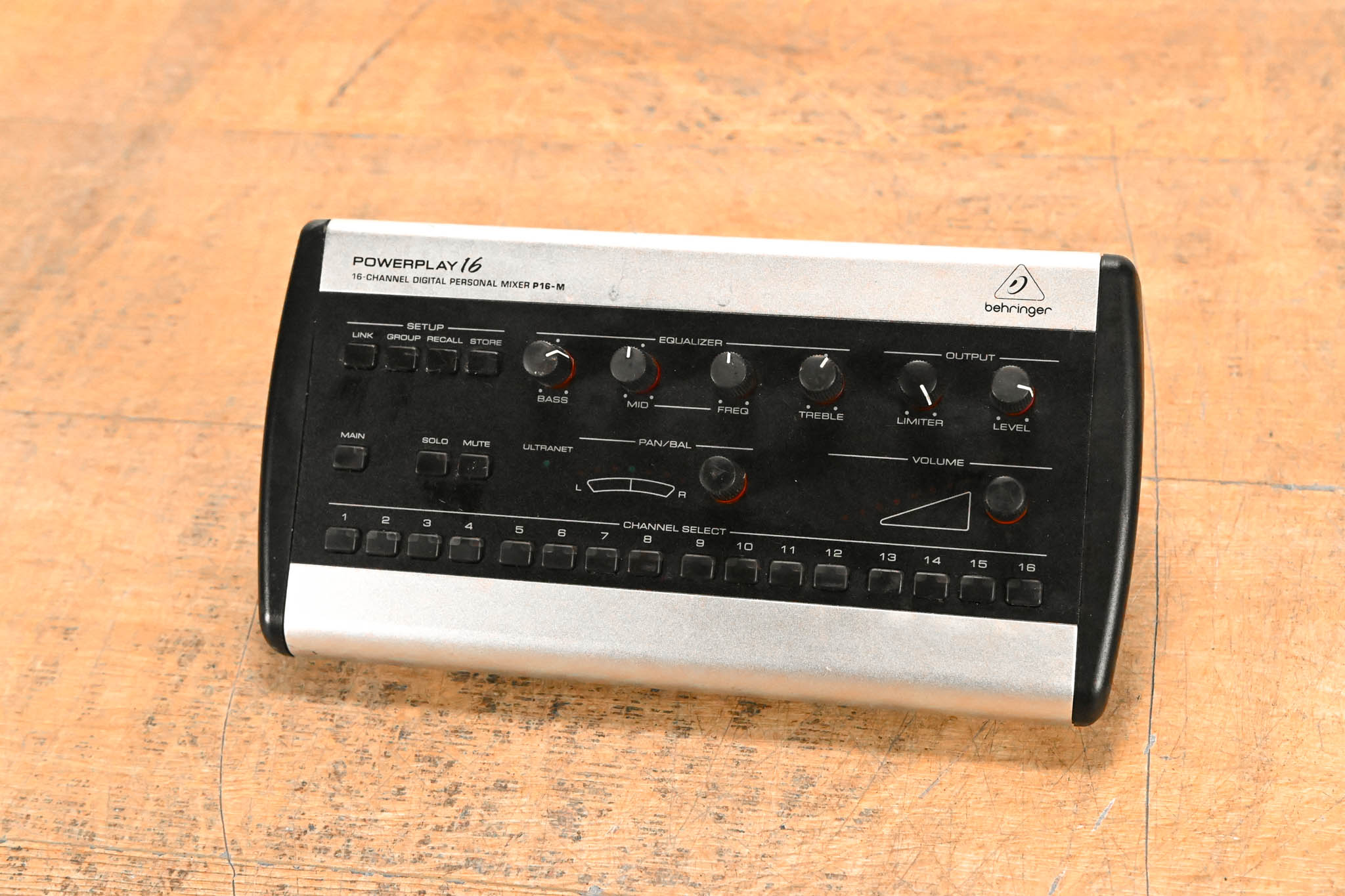 Behringer Powerplay P16-M 16-Channel Digital Personal Mixer