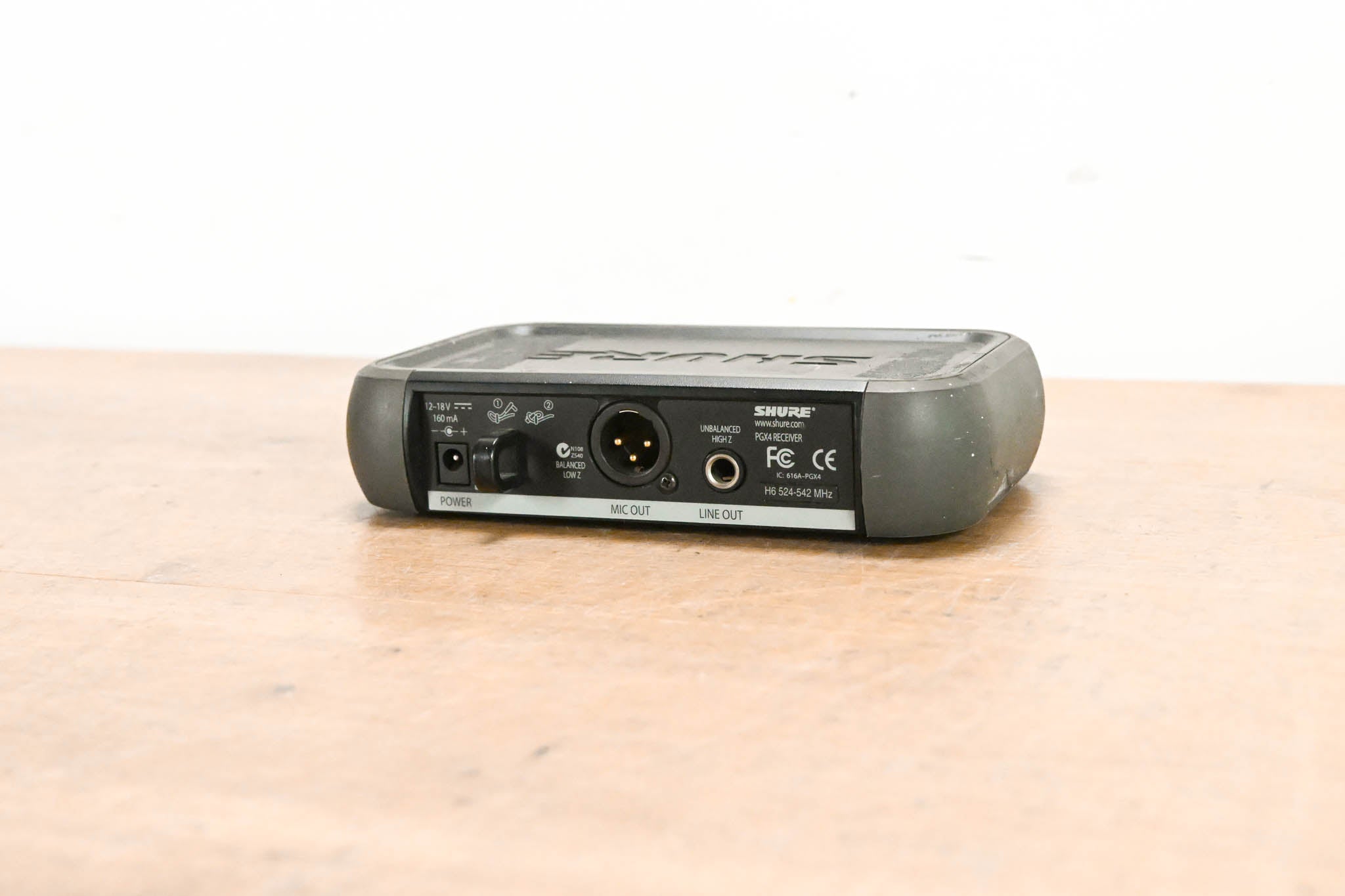 Shure PGX24/SM58 Handheld Wireless System - H6 Band (NO POWER SUPPLY)