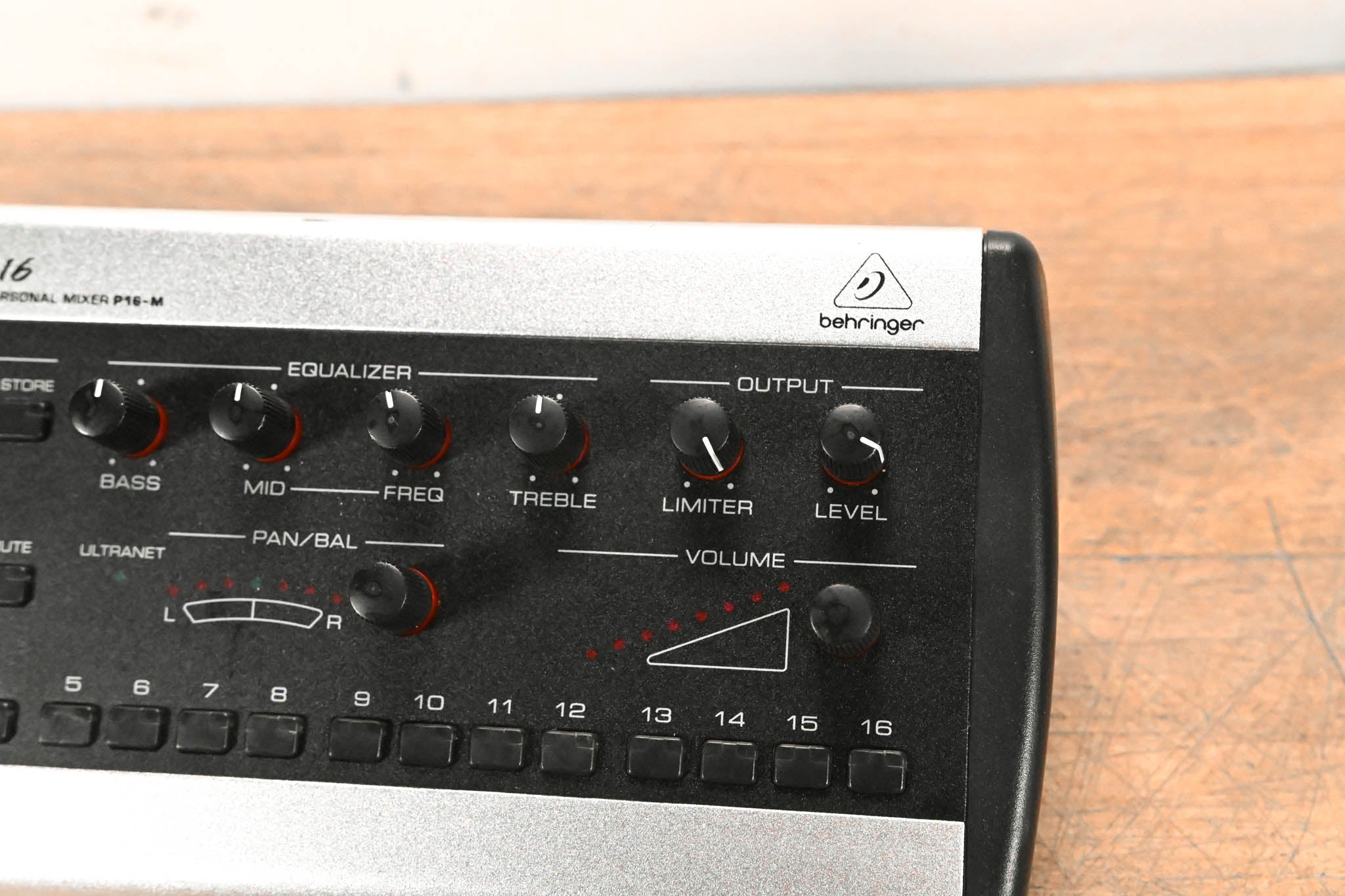 Behringer Powerplay P16-M 16-Channel Digital Personal Mixer