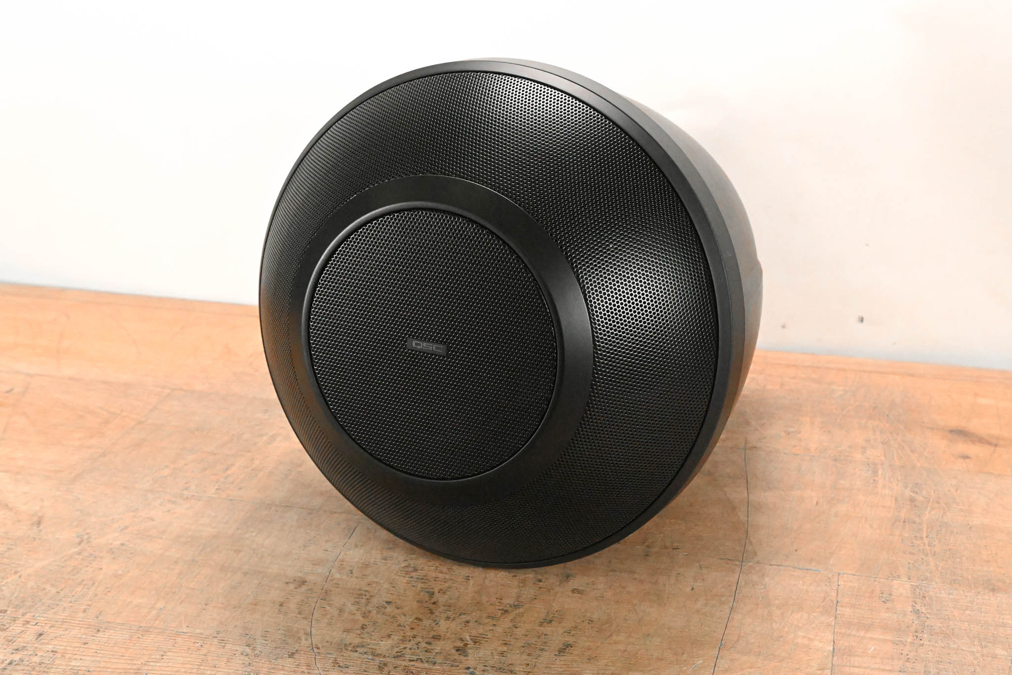 QSC AD-P.Halo Integrated SUB/SAT Pendant Loudspeaker System