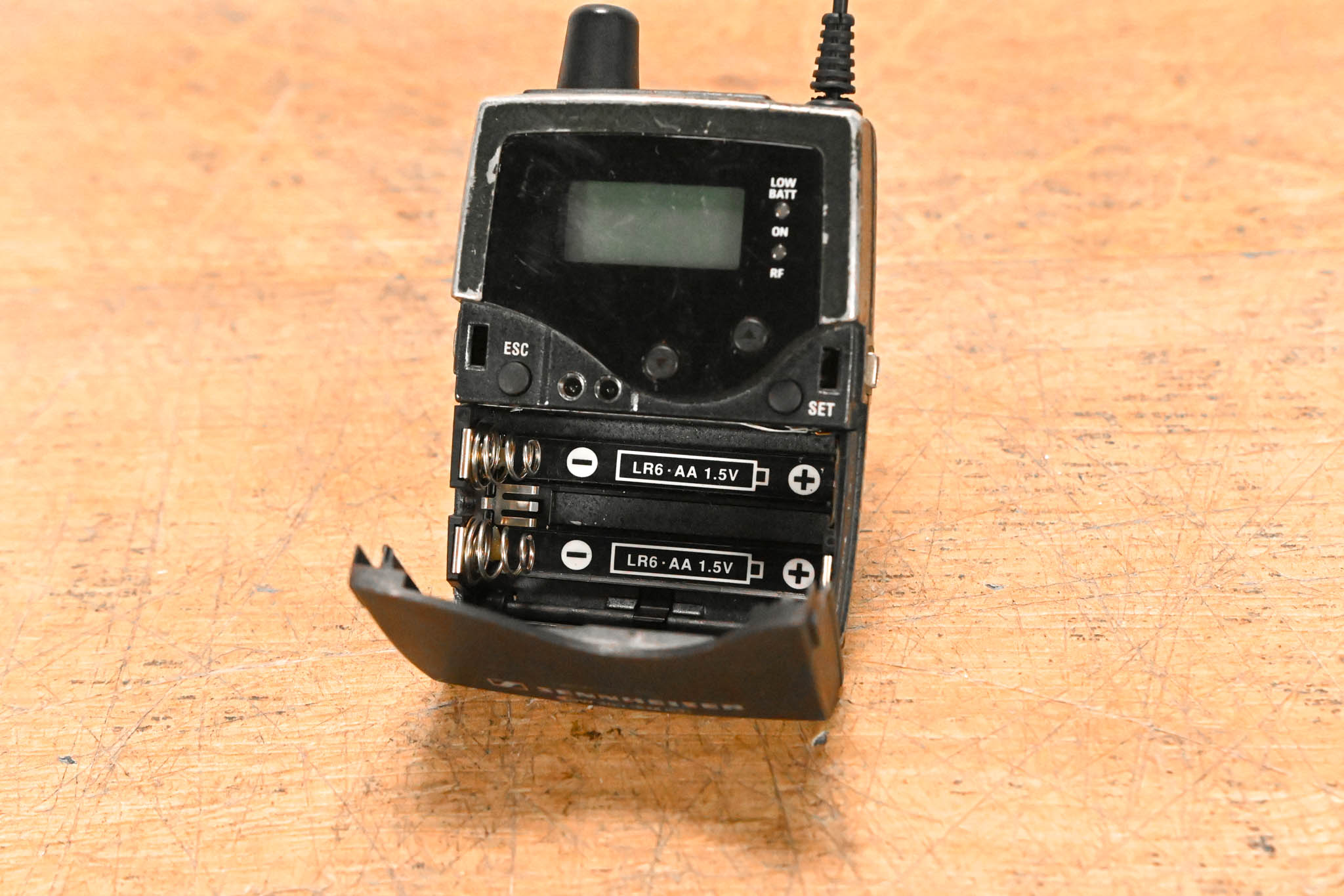 Sennheiser EK 300 IEM G3 Wireless Bodypack Receiver G Range: 566-608 MHz