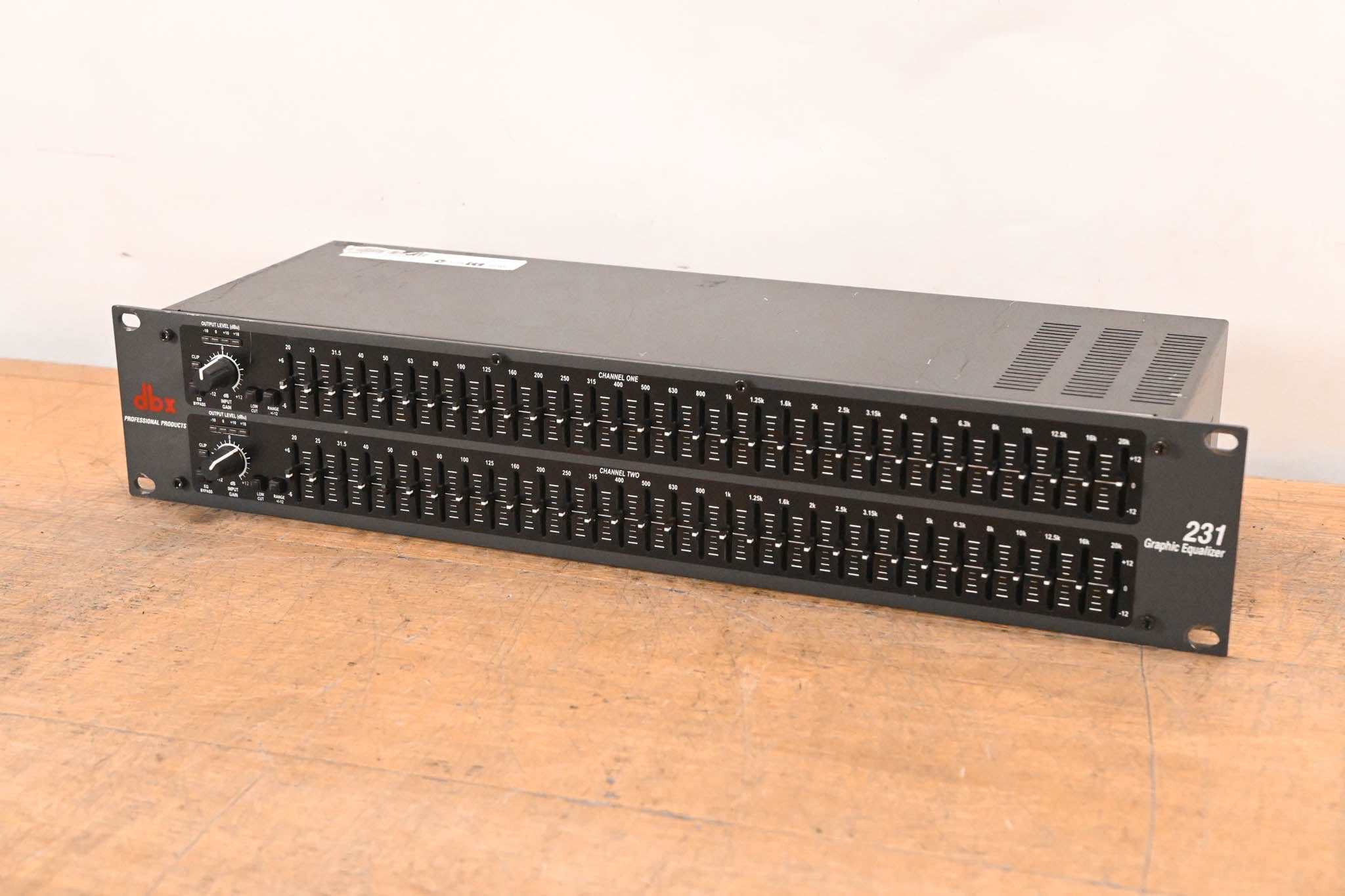 dbx 231 Dual-Channel 31-Band Graphic Equalizer