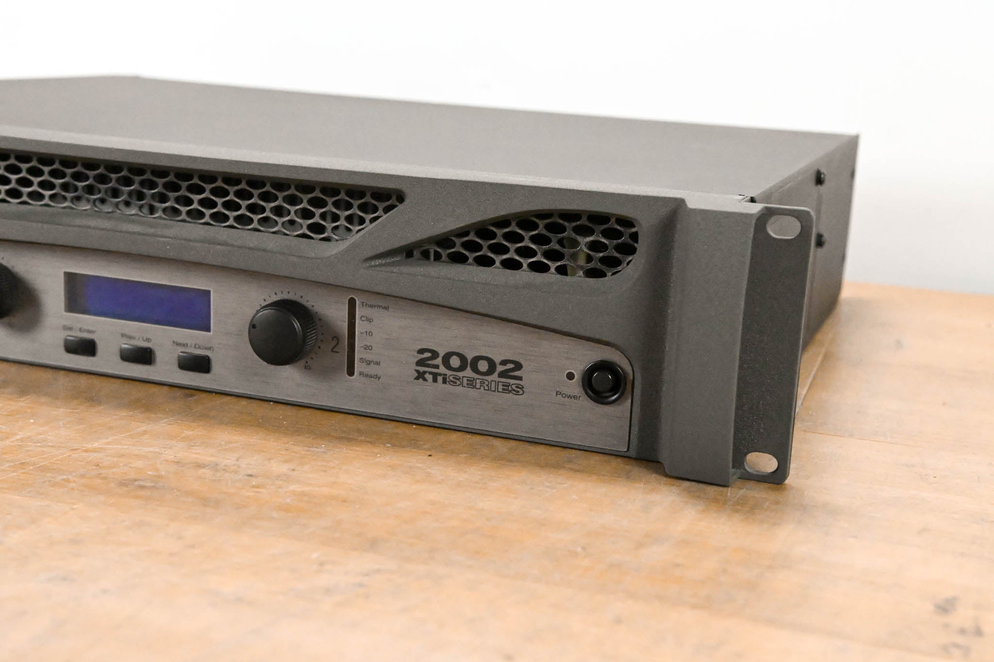 Crown XTi 2002 2-Channel Power Amplifier