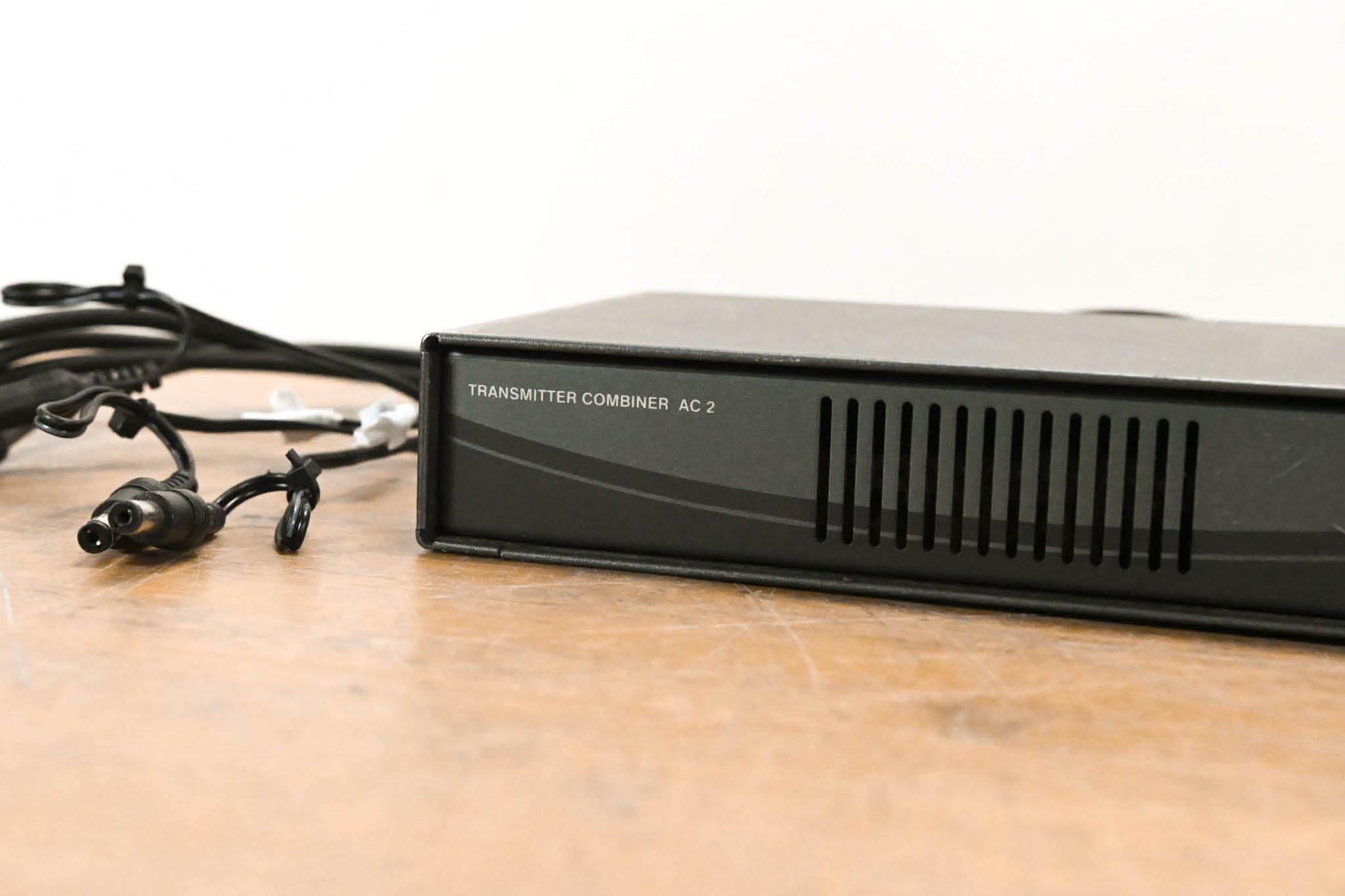 Sennheiser AC2 RF Combiner 500-870 MHz (NO POWER SUPPLY)
