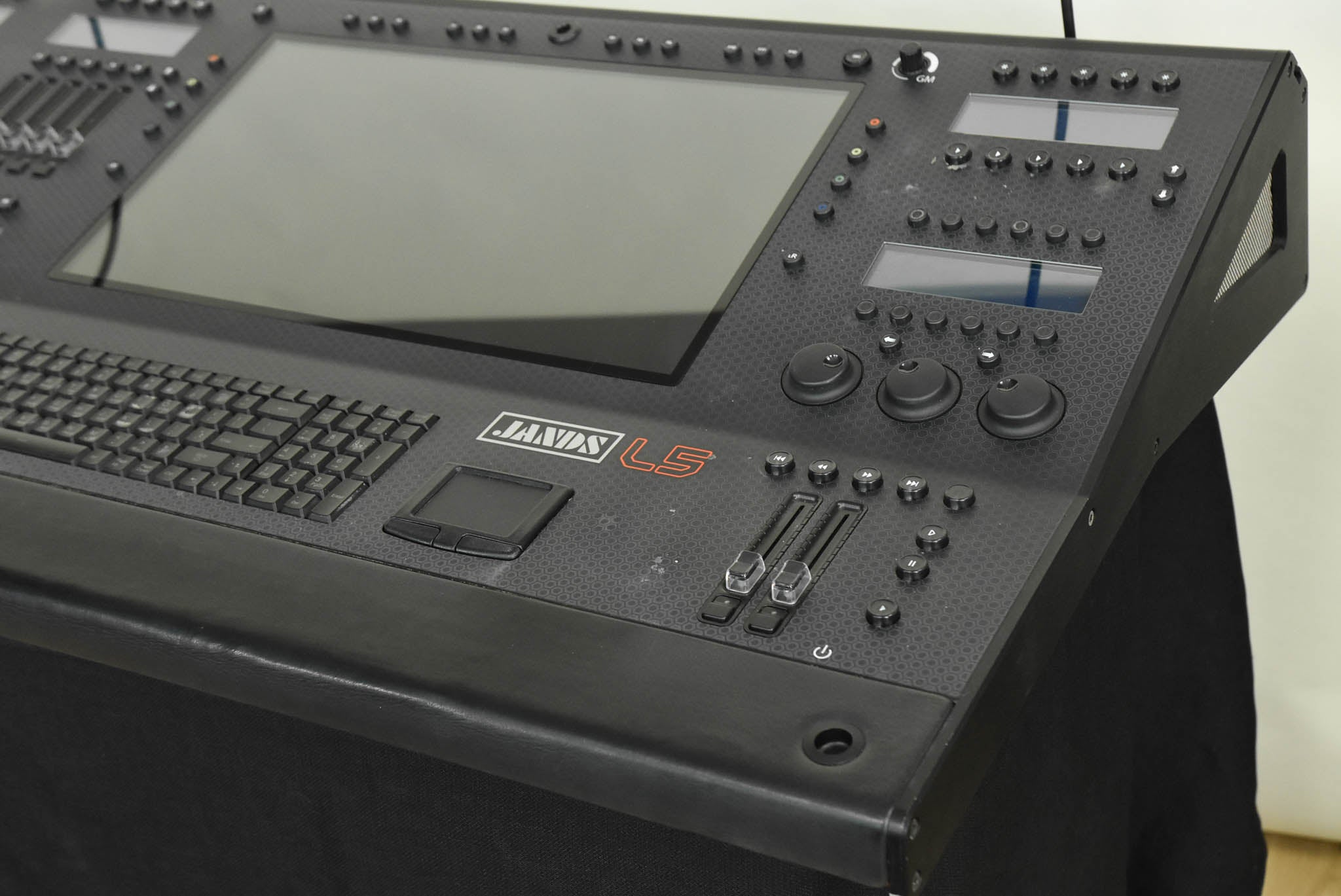 Jands Vista L5 Lighting Control Console