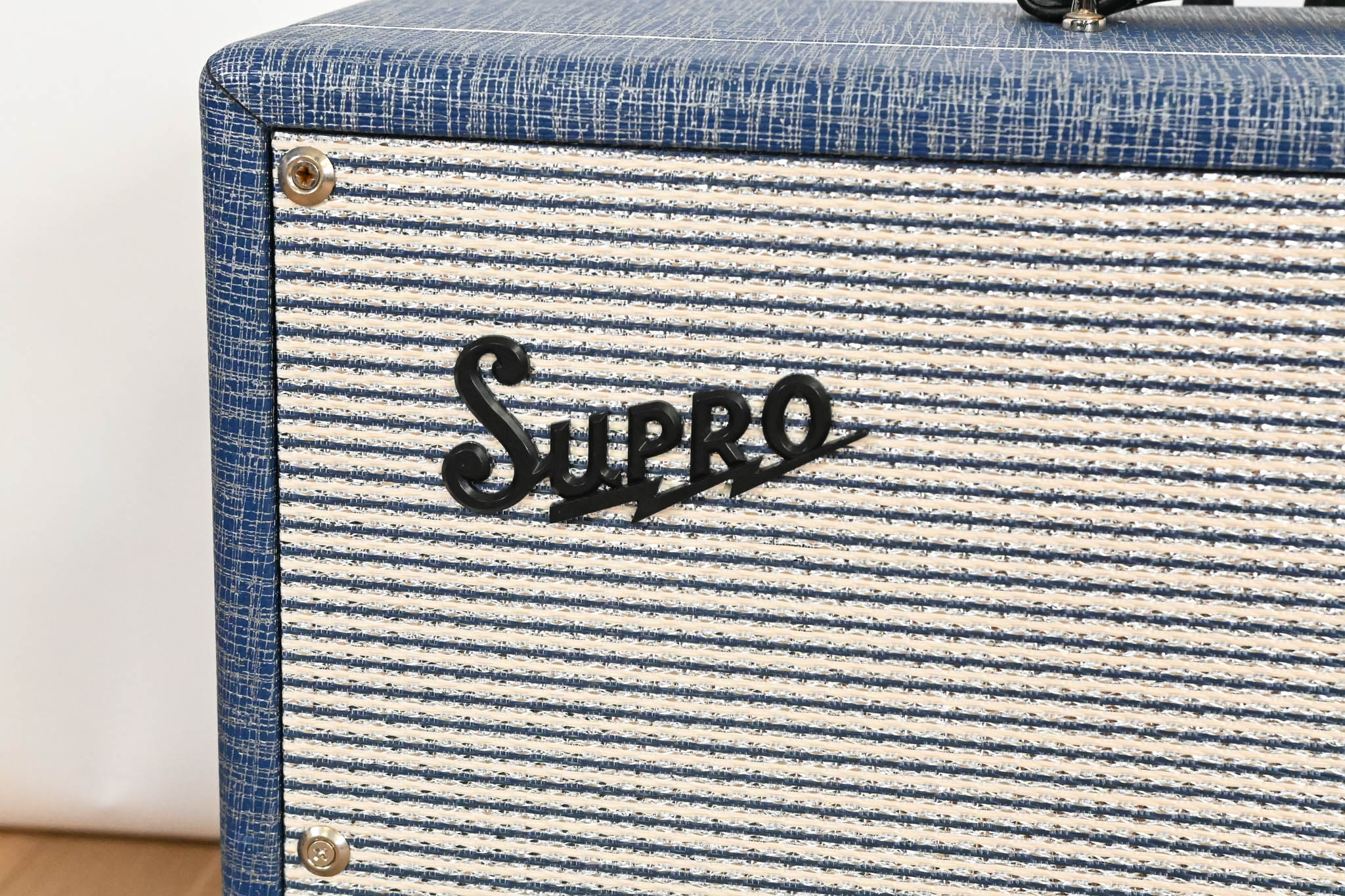 Supro Saturn Reverb MkII 1648RT 1x12" 25-watt Tube Combo Amplifier