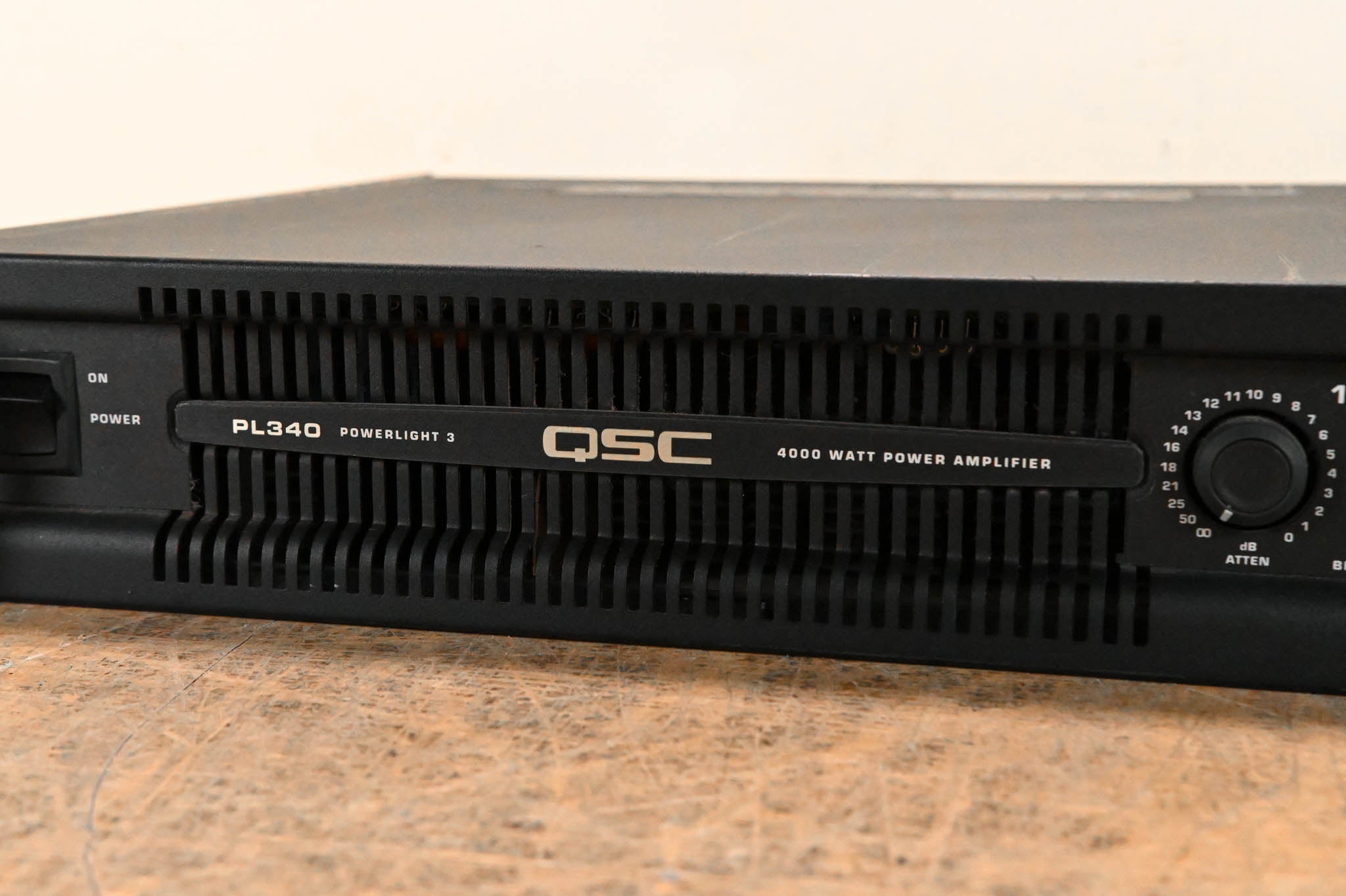 QSC PL340 Powerlight 3 Series 2-Channel Power Amplifier
