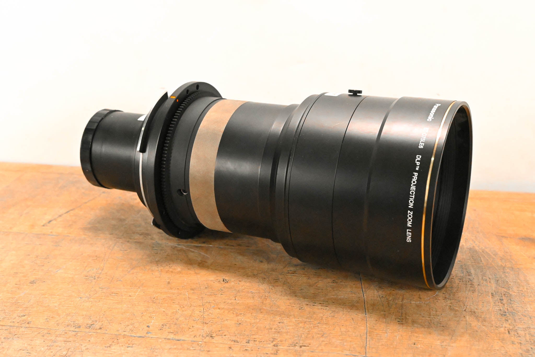 Panasonic ET-D75LE6 3-Chip DLP Projector Zoom Lens