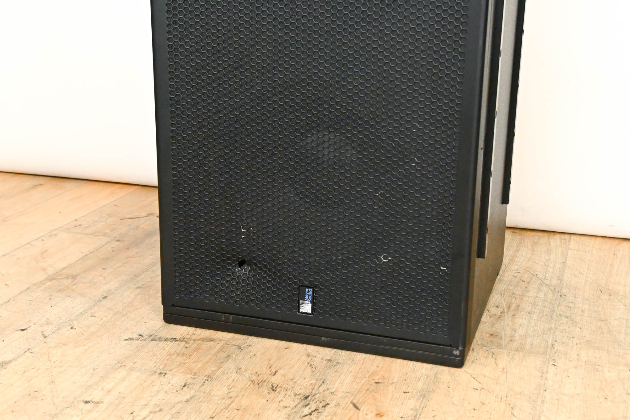 Meyer Sound 600-HP Compact High-Power Subwoofer