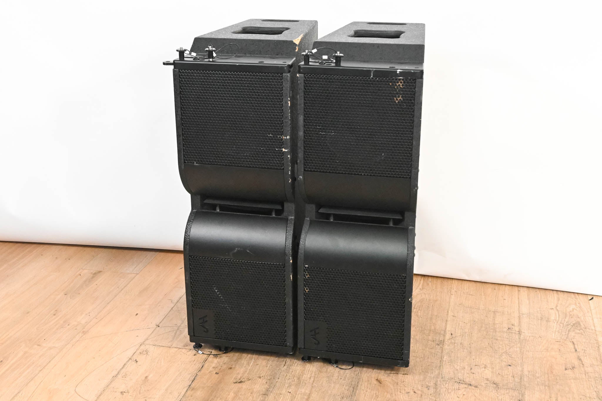 JAH Audio JLA208 Pro Tri-Amplified Passive Line Array (PAIR)