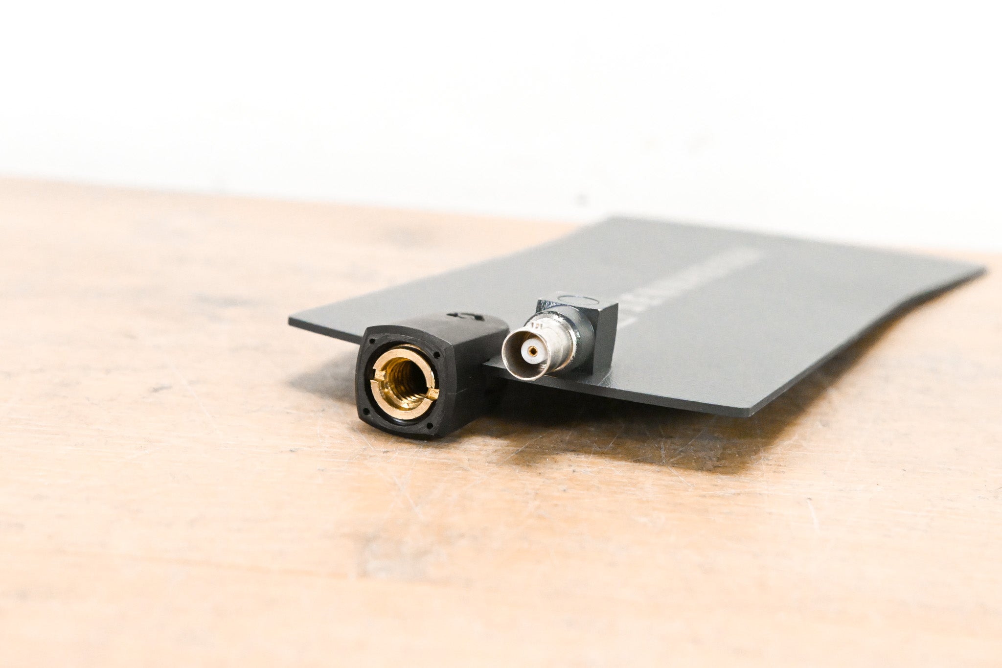 Sennheiser A 1031-U Omnidirectional UHF Antenna
