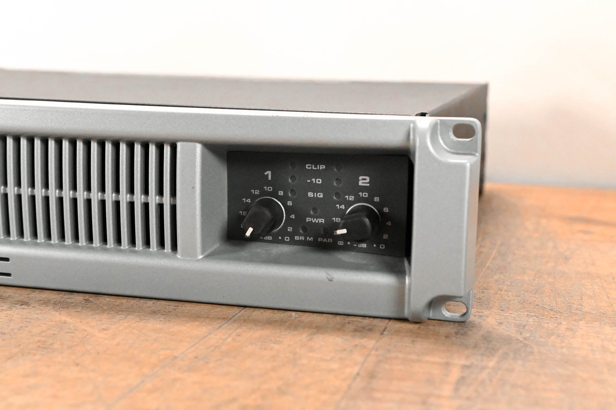 QSC PLX3102 2-Channel Power Amplifier