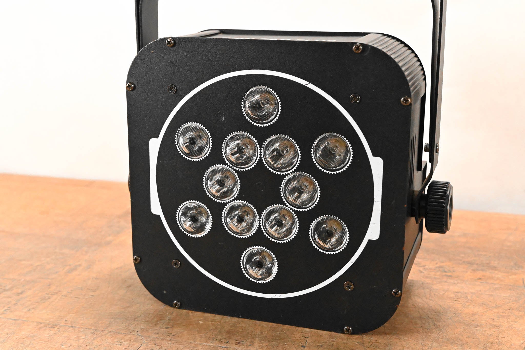 OmniSistem Thin Par Plus RGBW 6 x 10W RGBA Par Can Light