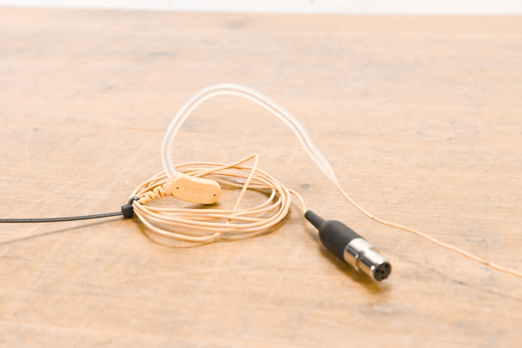 Shure MX153T/O-TQG Omnidirectional Earset Microphone