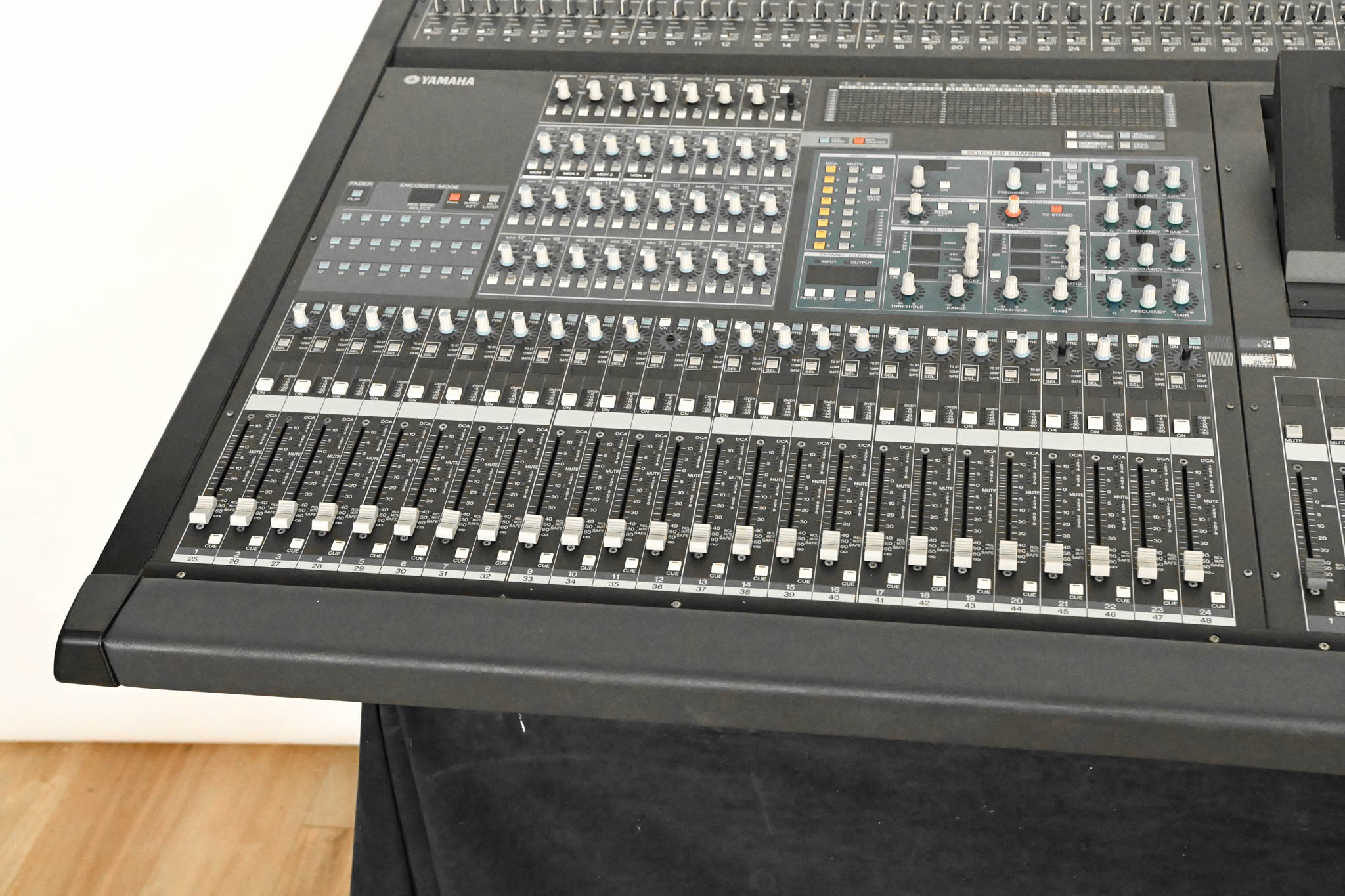 Yamaha PM5D 48-Channel Digital Audio Mixing Console