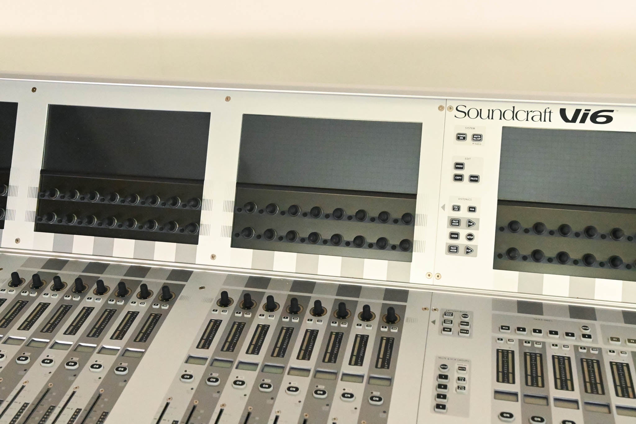 Soundcraft Vi6 Console with Local Rack, Stage Box, and Breakout Box