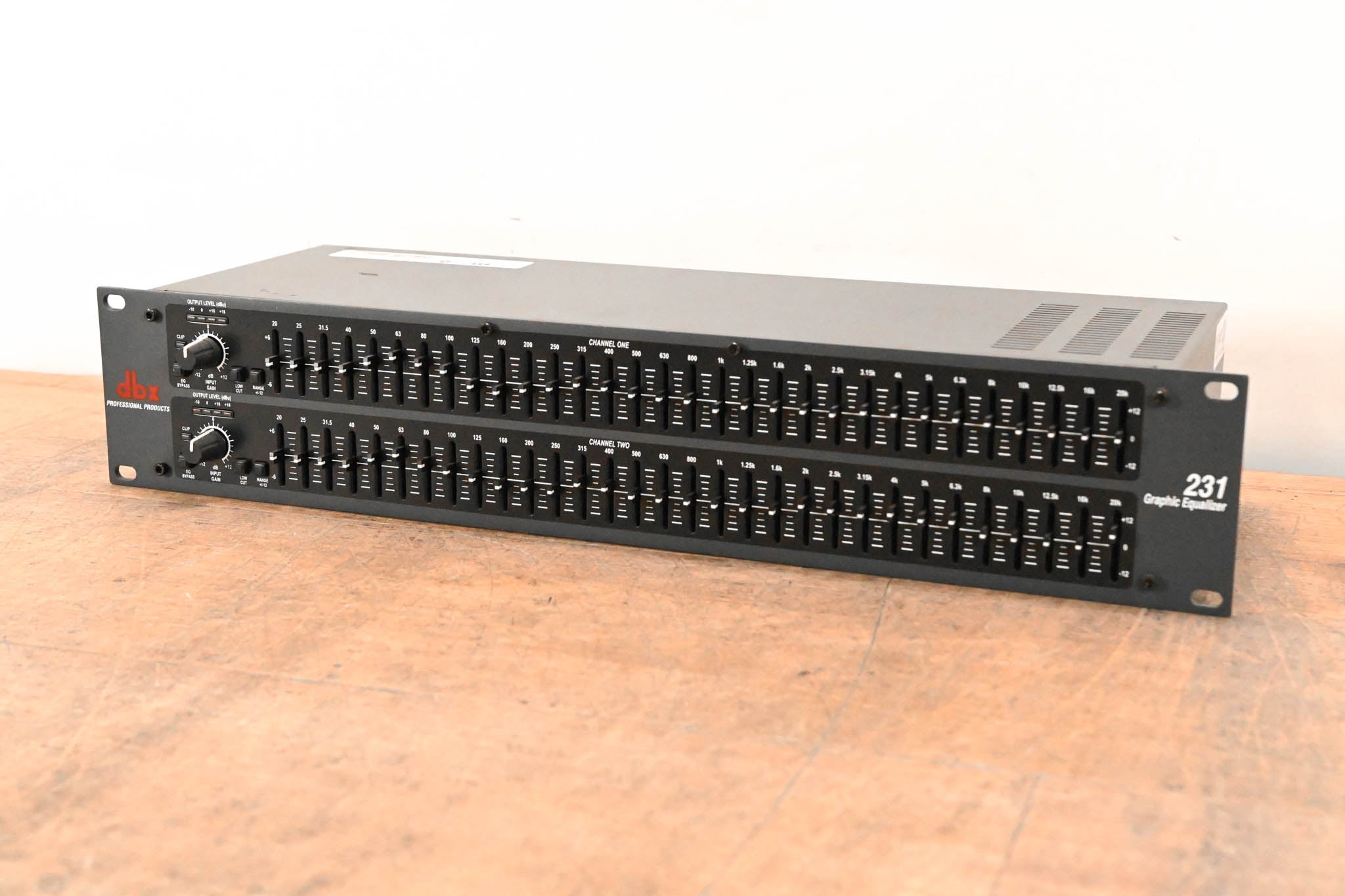 dbx 231 Dual-Channel 31-Band Graphic Equalizer