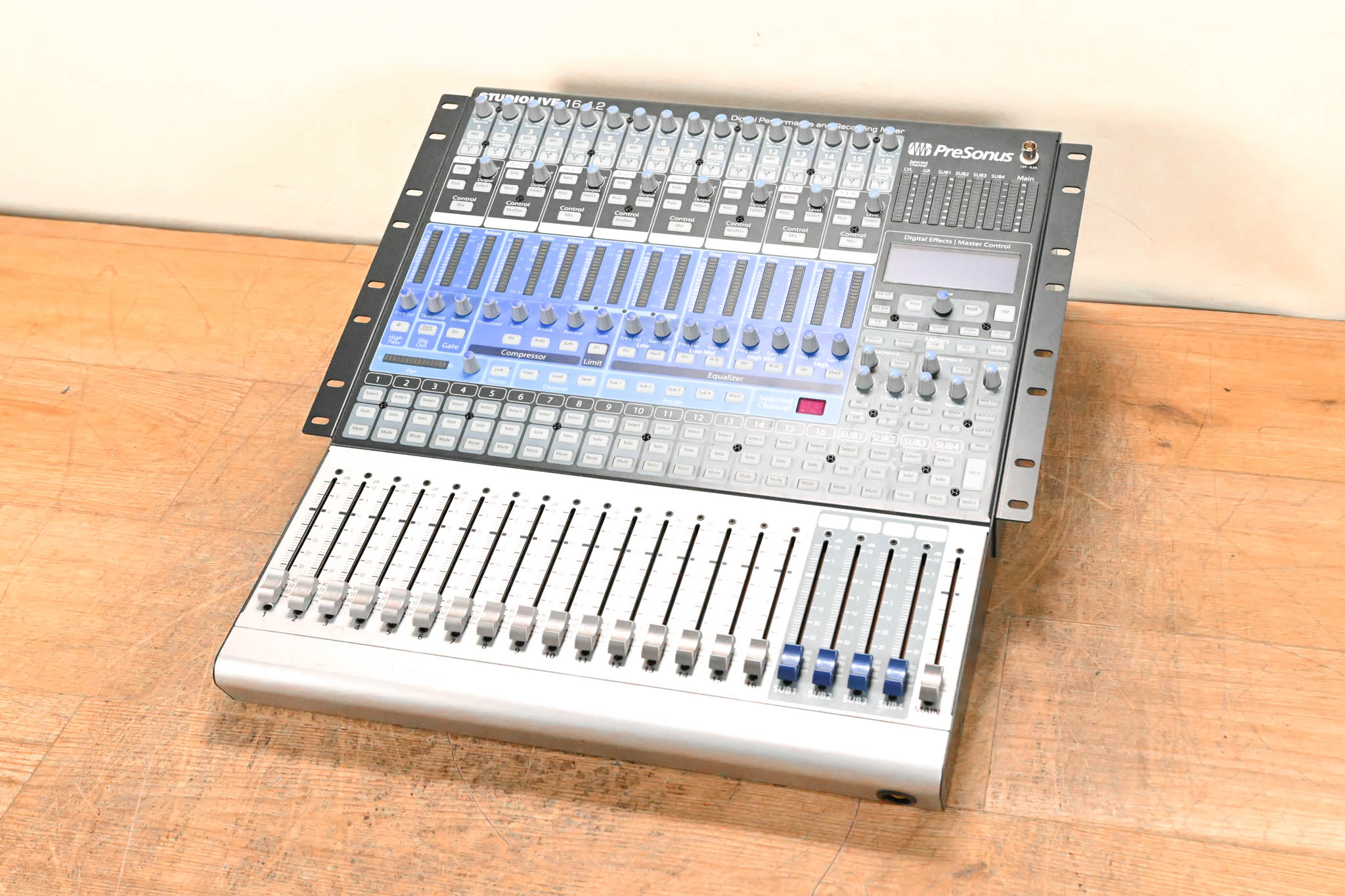 PreSonus StudioLive 16.4.2 16-Channel Digital Audio Mixer