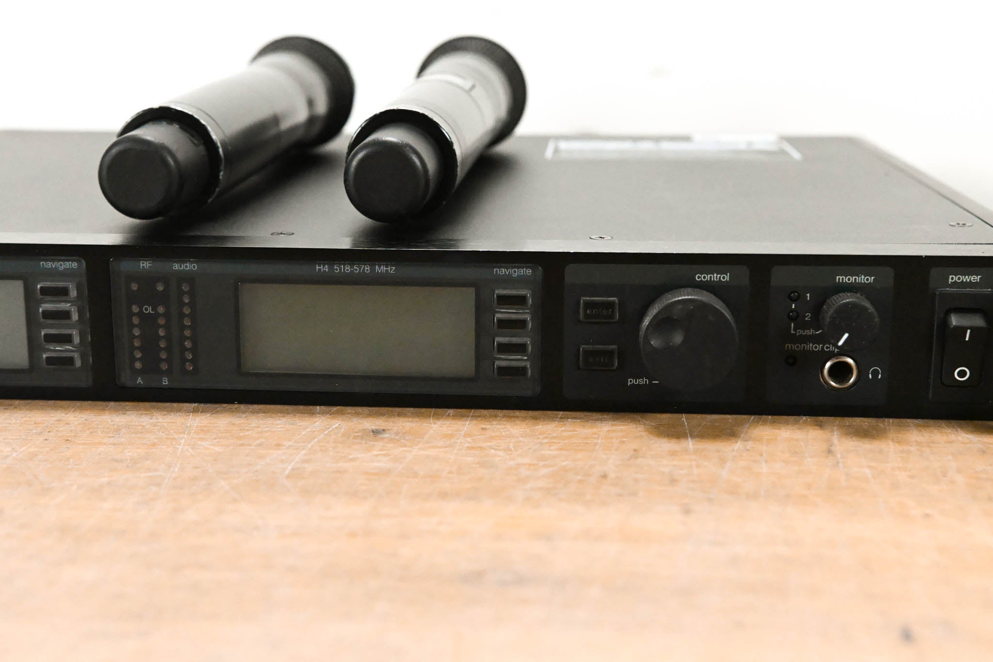 Shure UR4D Wireless Receiver w/ two UR2/SM87A Handheld Transmitters - H4