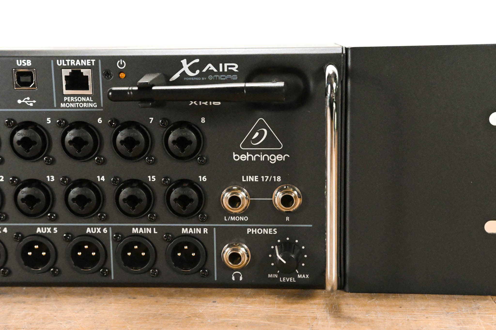 Behringer X Air XR18 18-Channel Tablet-Controlled Digital Mixer