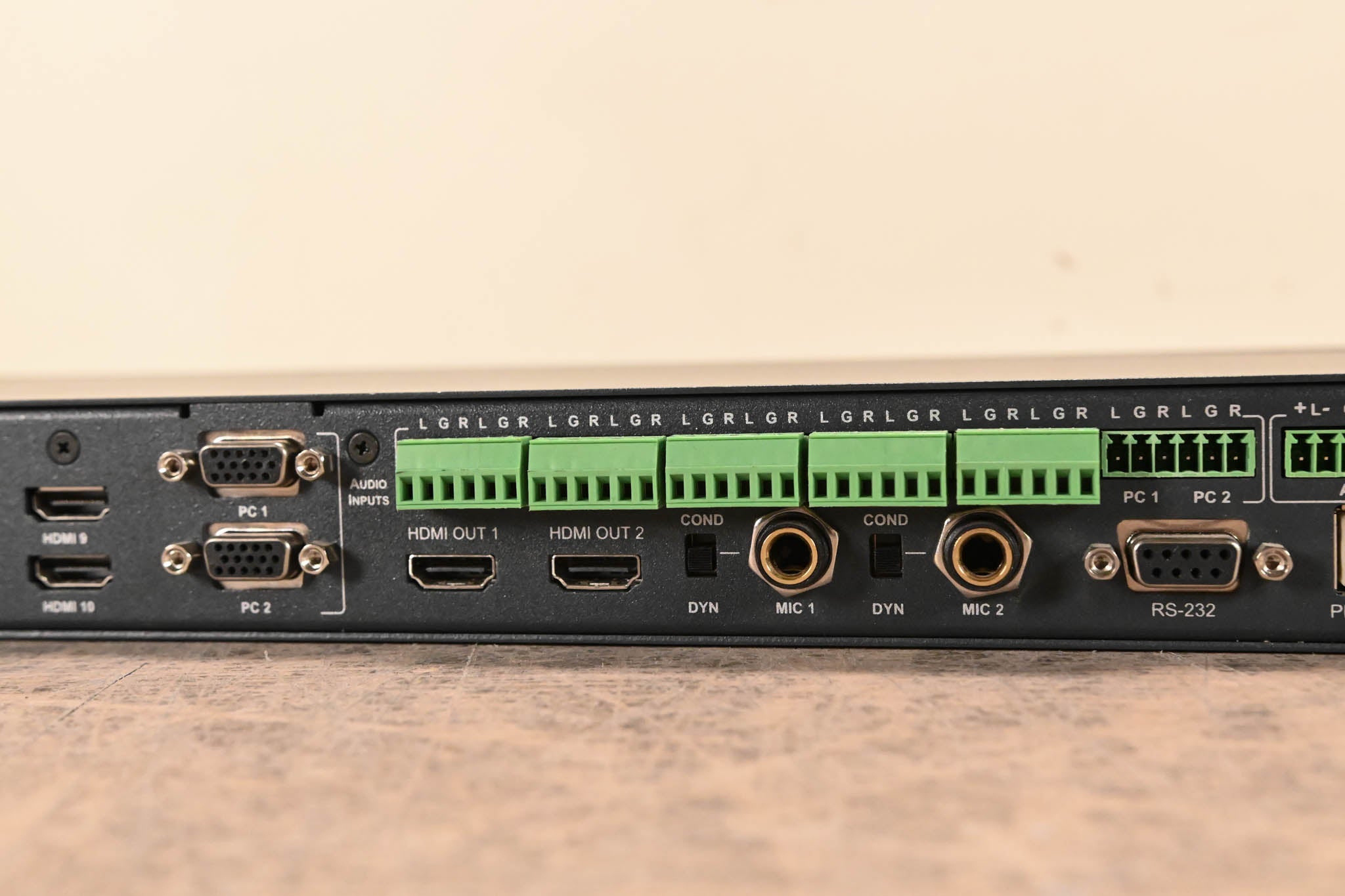 Kramer VP-444 HDMI & Analog Presentation Digital Scaler/Switcher