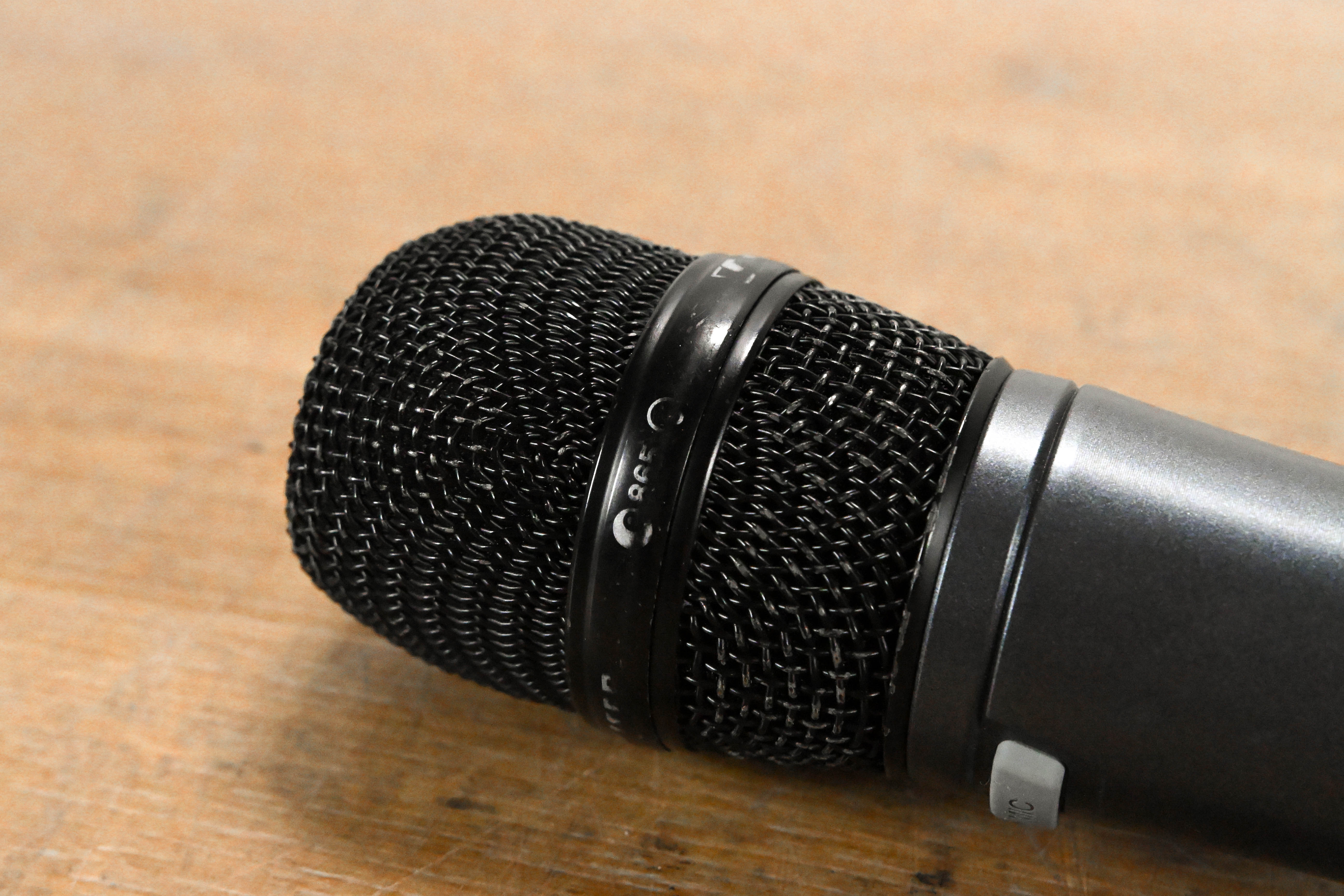 Sennheiser SKM 300 G3 Wireless Handheld Transmitter - B Band: 626-668MHz