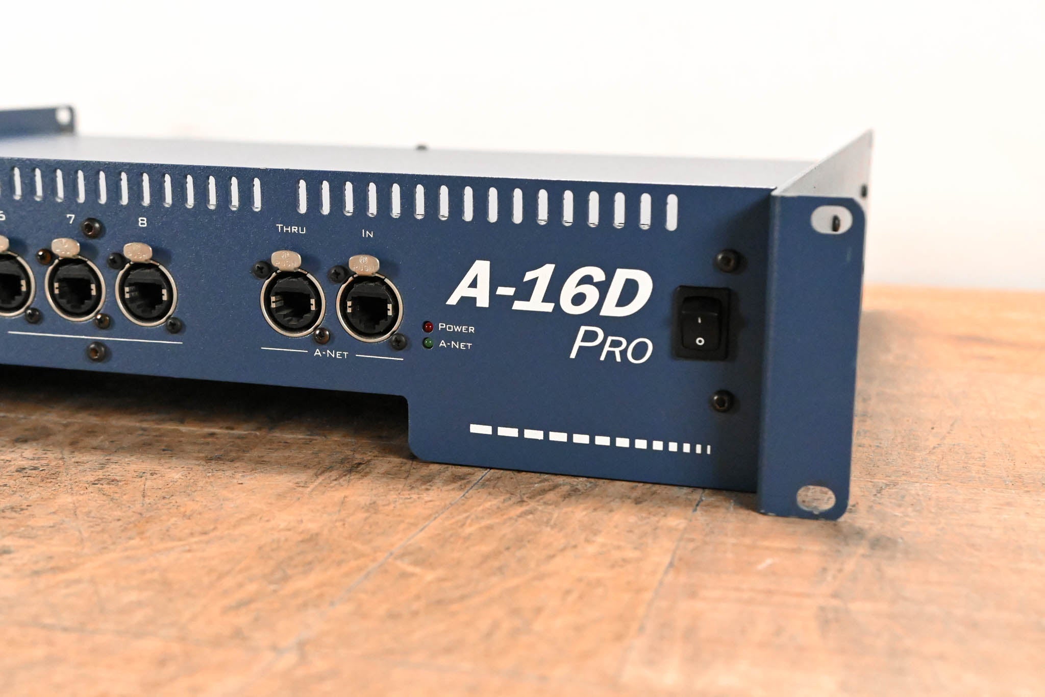 Aviom A-16D Pro A-Net Distributor