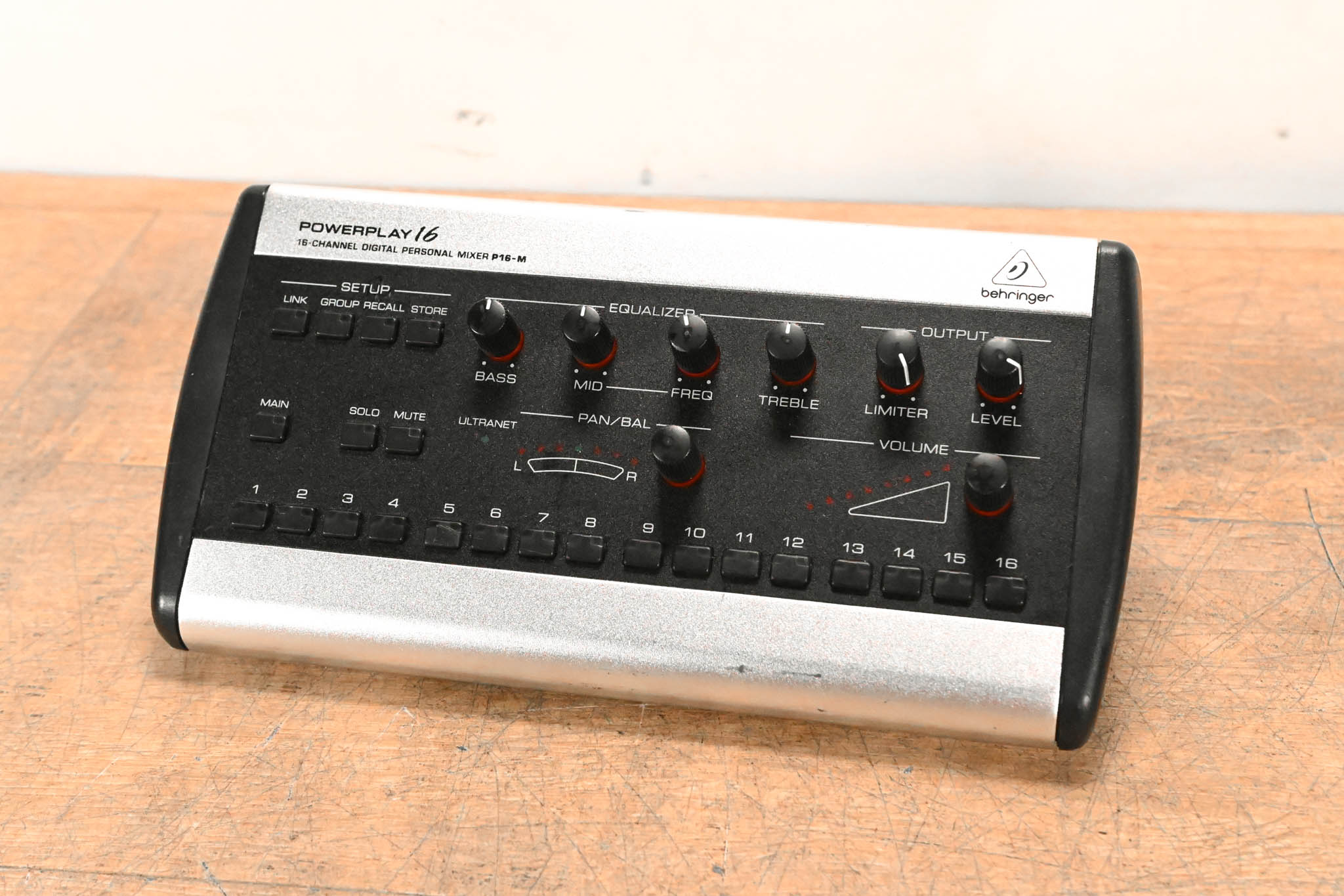 Behringer Powerplay P16-M 16-Channel Digital Personal Mixer
