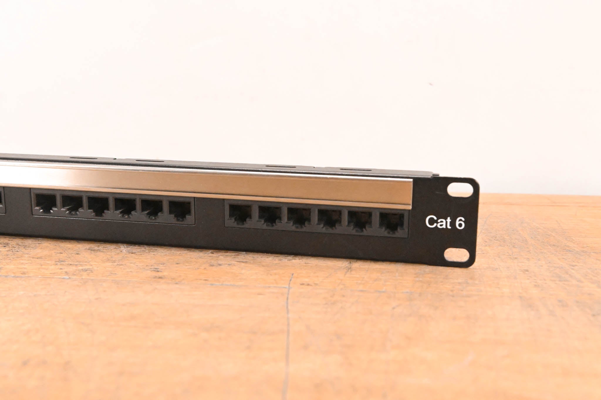 Unbranded 24-Port Cat6 Rackmount Ethernet Patch Panel